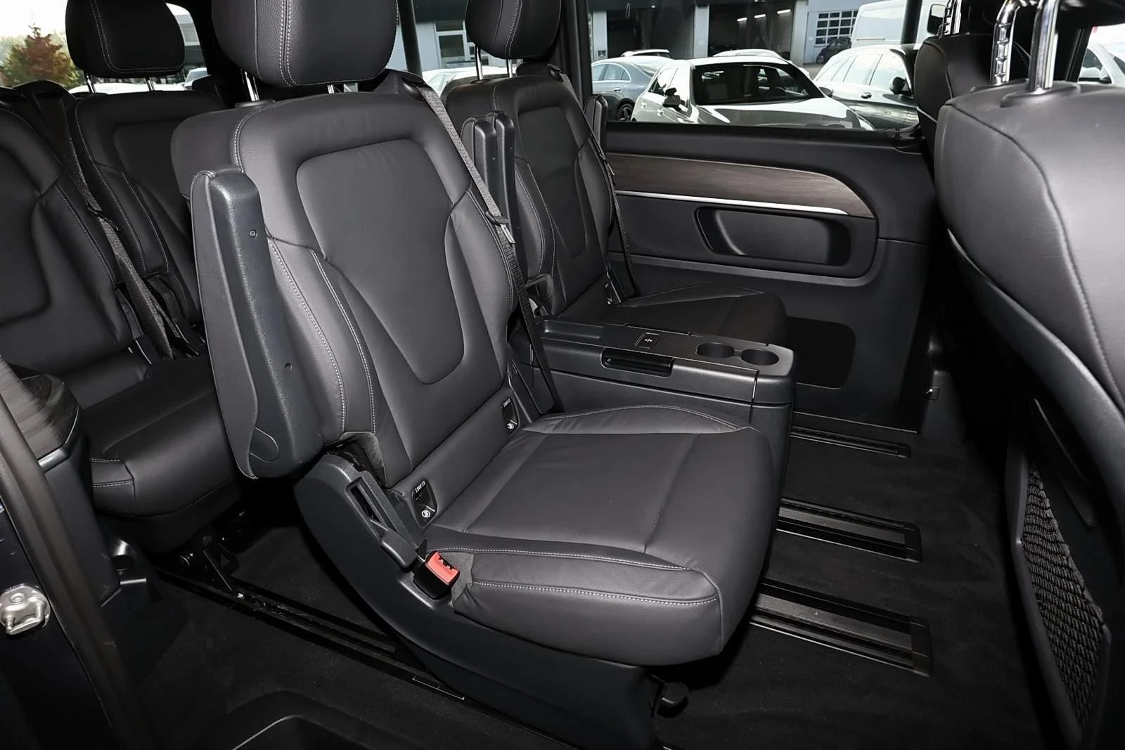 Mercedes-Benz V 300 d/AMG/4-MATIC/LONG/AVANTGARDE/BURM/360/NIGHT/ | Mobile.bg � ����������� 12