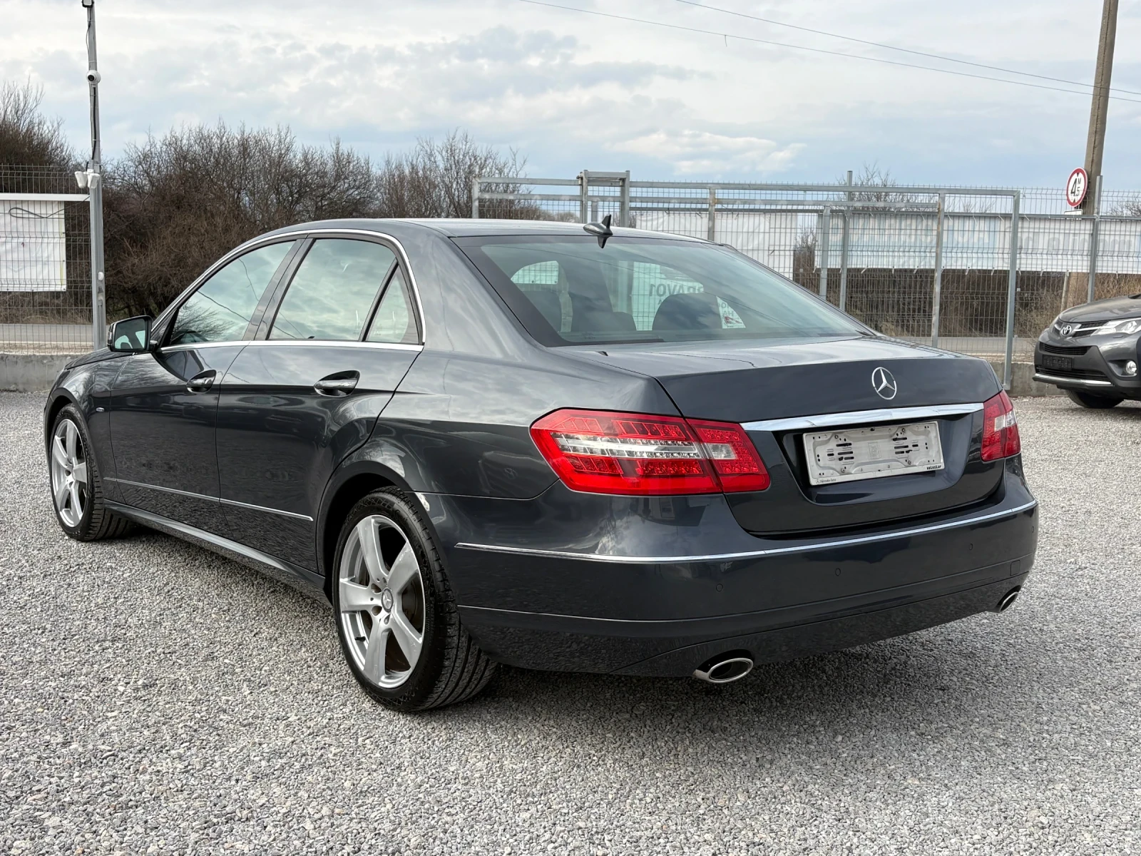 Mercedes-Benz E 350 E-350CDI-4-MATIC-223000км. AVANTGARDE - изображение 7