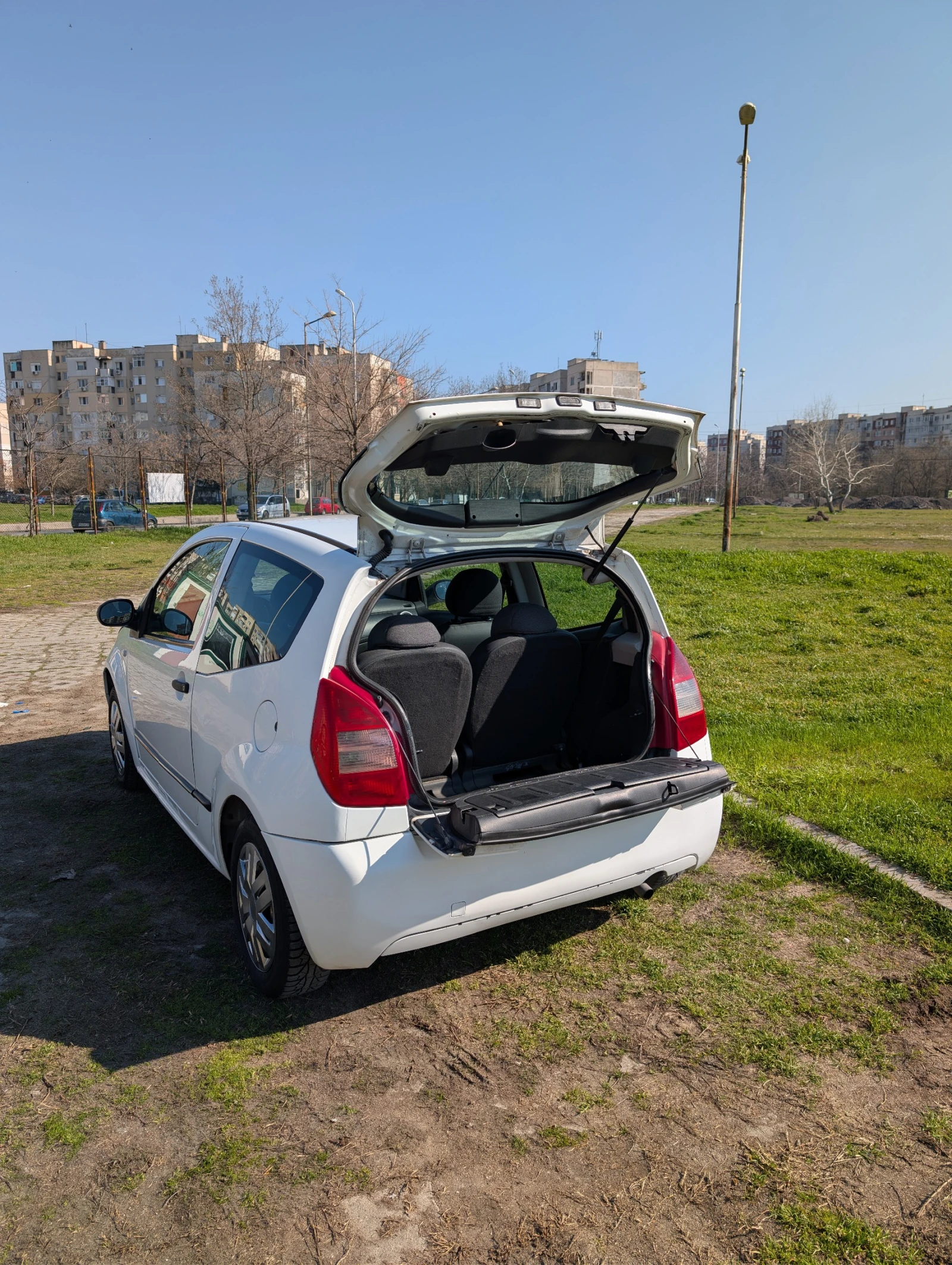 Citroen C2 1.4i 73 к.с. N1, снимка 4 - Автомобили и джипове - 53746940