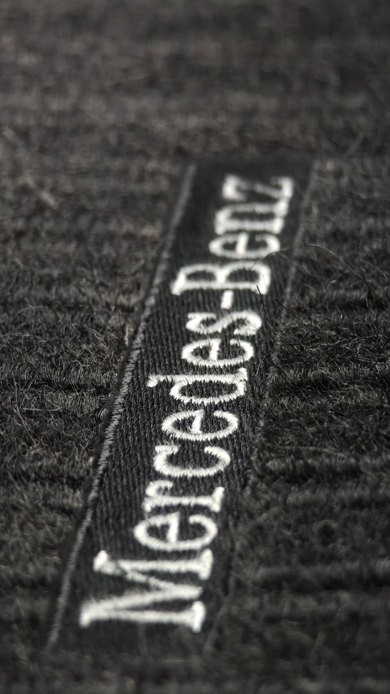 Mercedes-Benz CLA 200 200d Shooting brake 4MATIC Led Обслужена, снимка 14 - Автомобили и джипове - 53901408