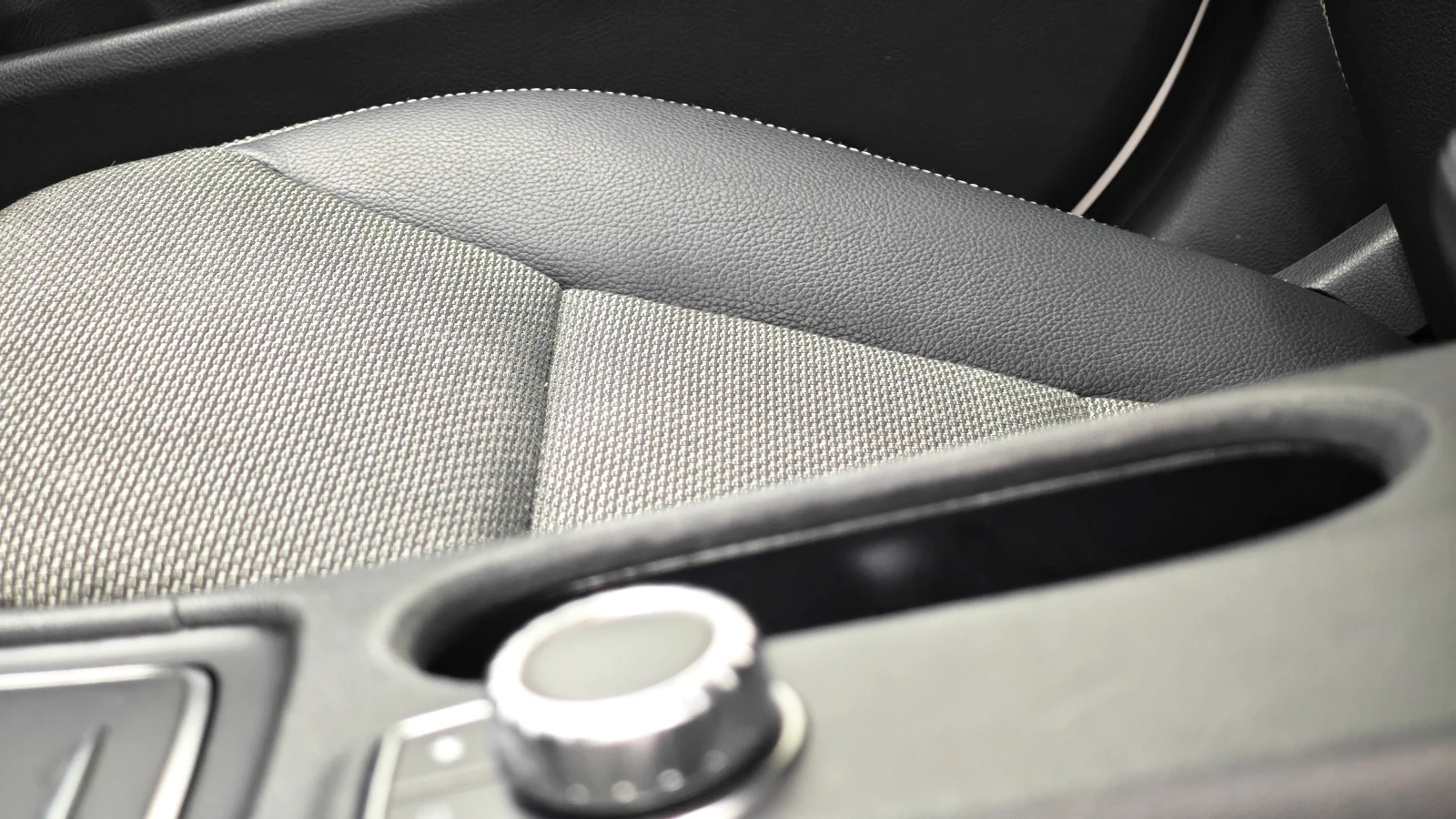 Mercedes-Benz CLA 200 200d Shooting brake 4MATIC Led Обслужена, снимка 10 - Автомобили и джипове - 53901408