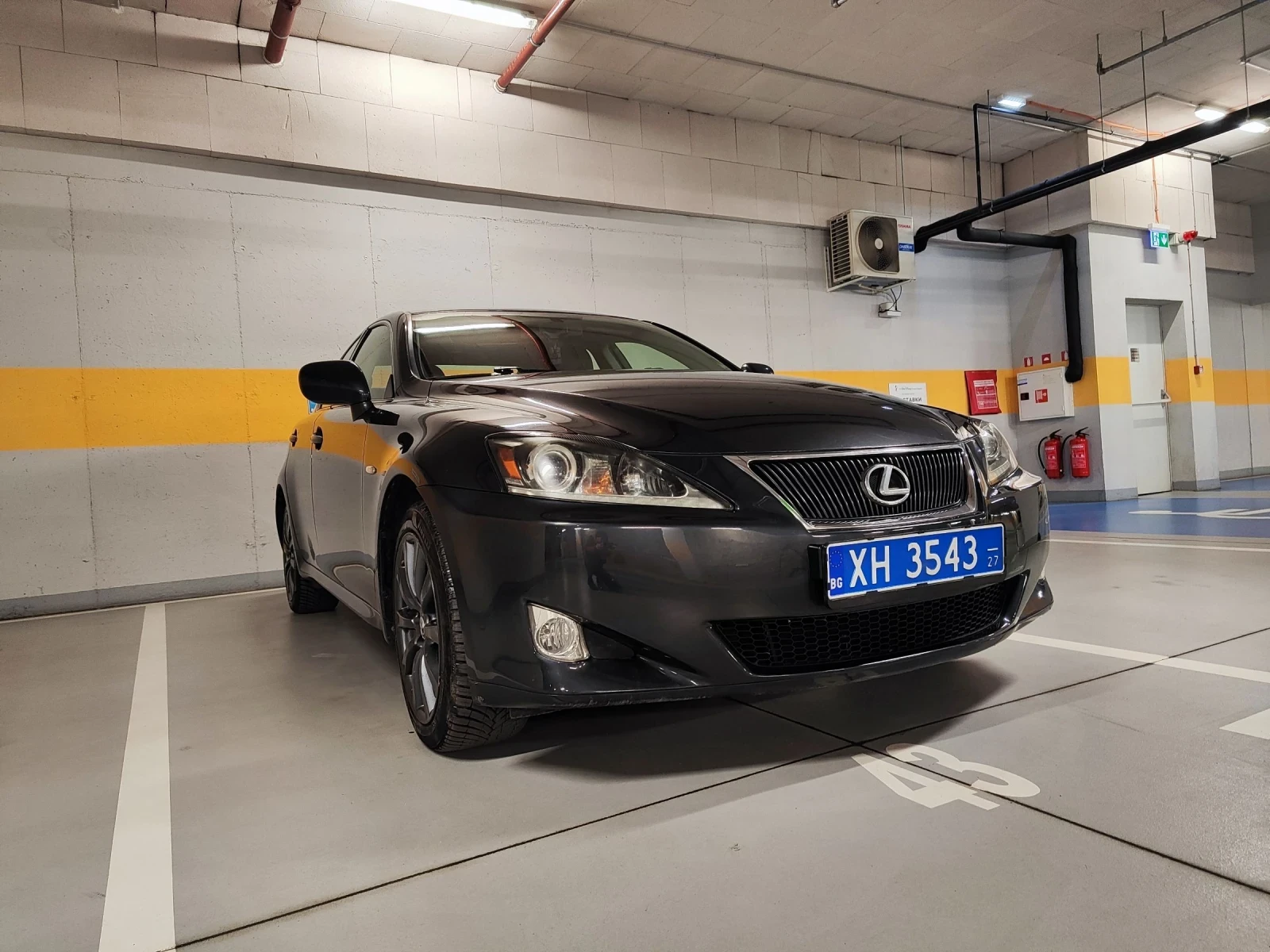 Lexus IS 220d, снимка 2 - Автомобили и джипове - 53972653