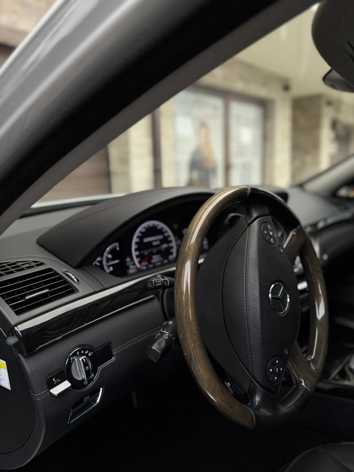 Mercedes-Benz S 500 * 3XTV* BANG&OLUFSEN* FULL MAXX* , снимка 10 - Автомобили и джипове - 54184304