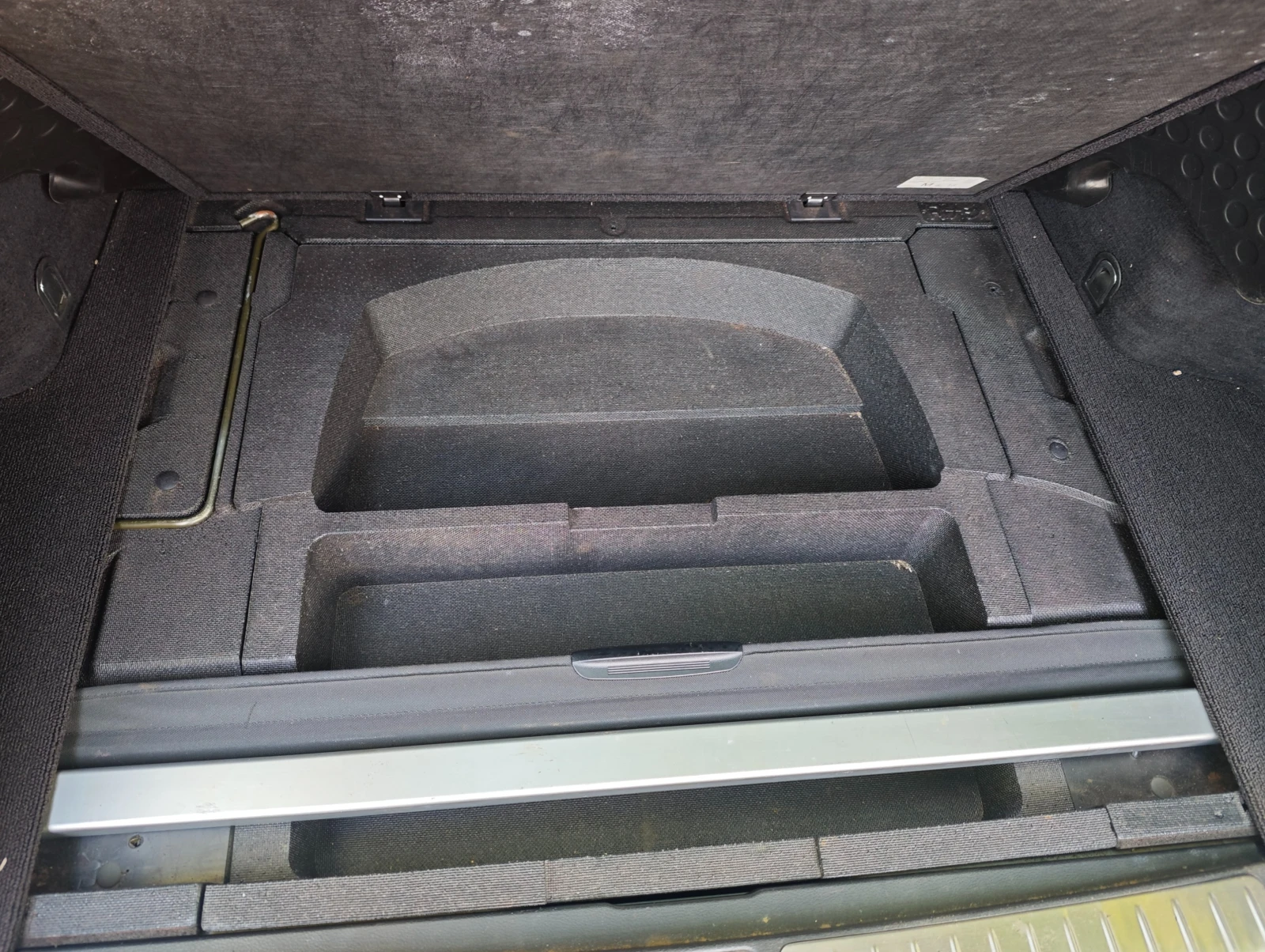 Subaru Legacy 3.0R, снимка 10 - Автомобили и джипове - 54315410