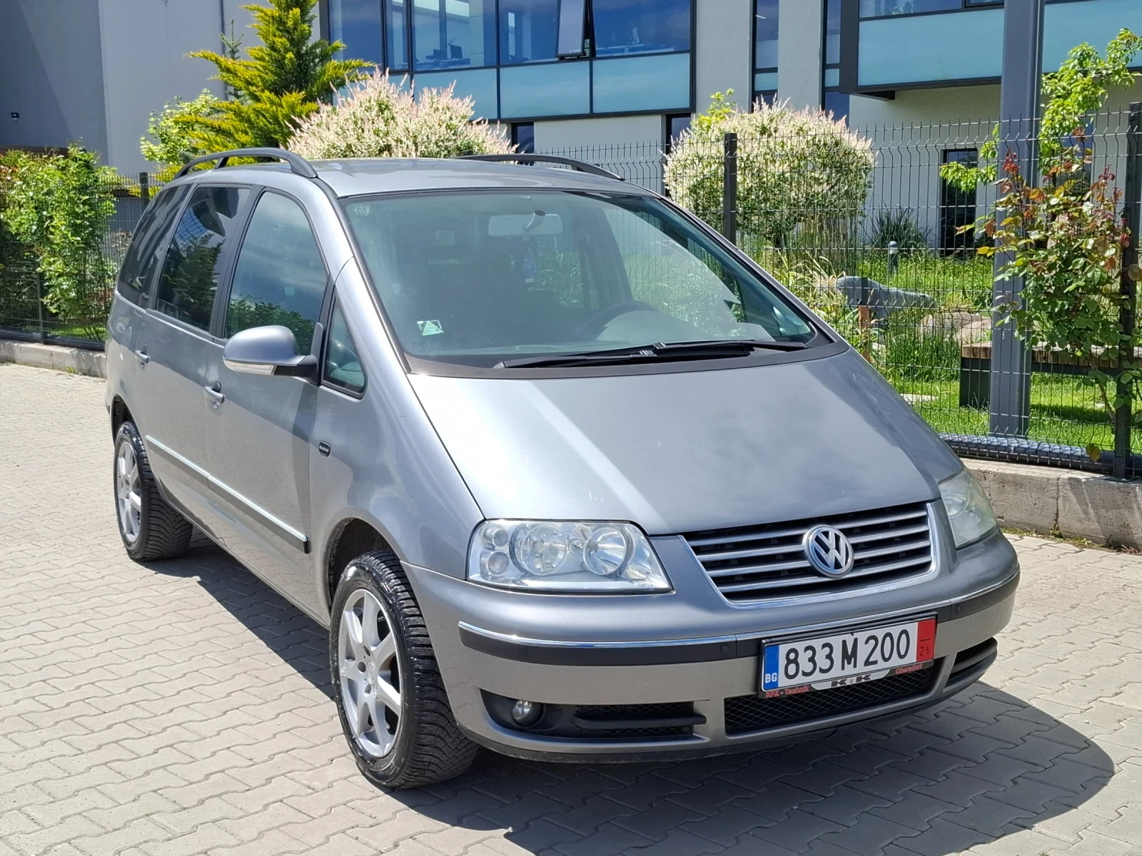 VW Sharan 1.9TDI* (131кс)* FACELIFT* НОВ ВНОС* , снимка 8 - Автомобили и джипове - 54597880
