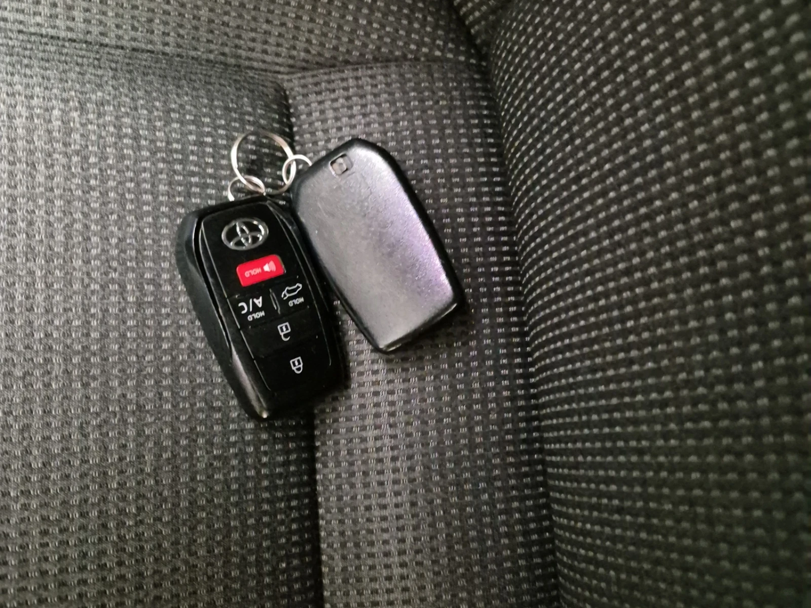 Toyota bZ4X XLE | Mobile.bg � ����������� 14