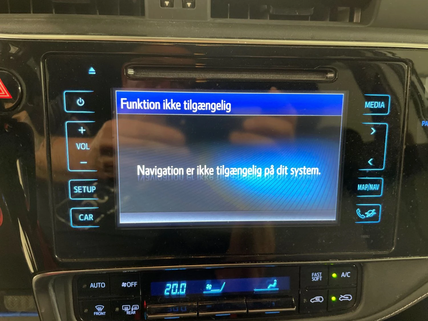 Toyota Auris H2 Selected 1.8 Хибрид, снимка 6 - Автомобили и джипове - 55130914