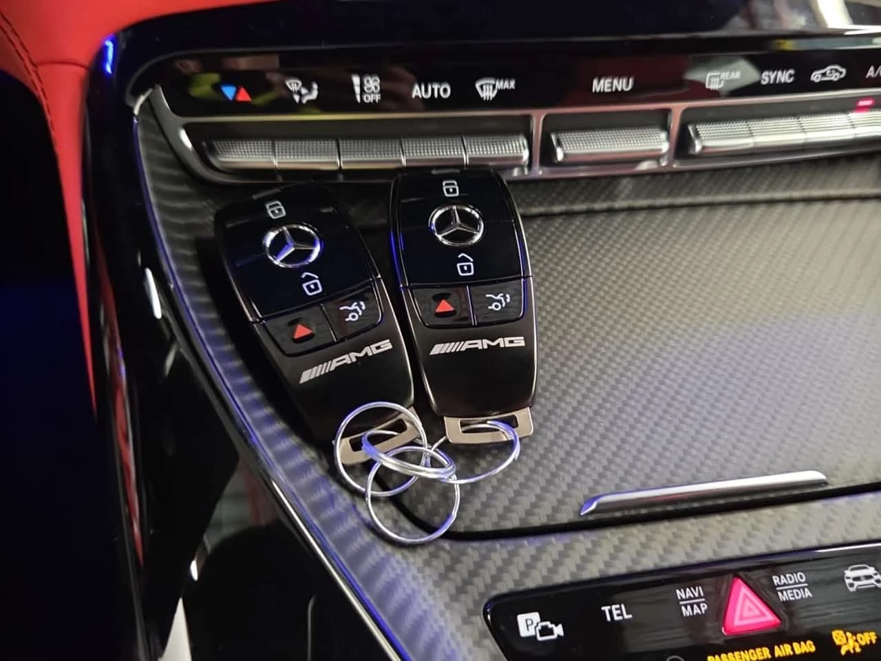 Mercedes-Benz AMG GT 63| BURMESTER| HUD| OБДУХ| 2 КЛЮЧА| , снимка 17 - Автомобили и джипове - 55324778