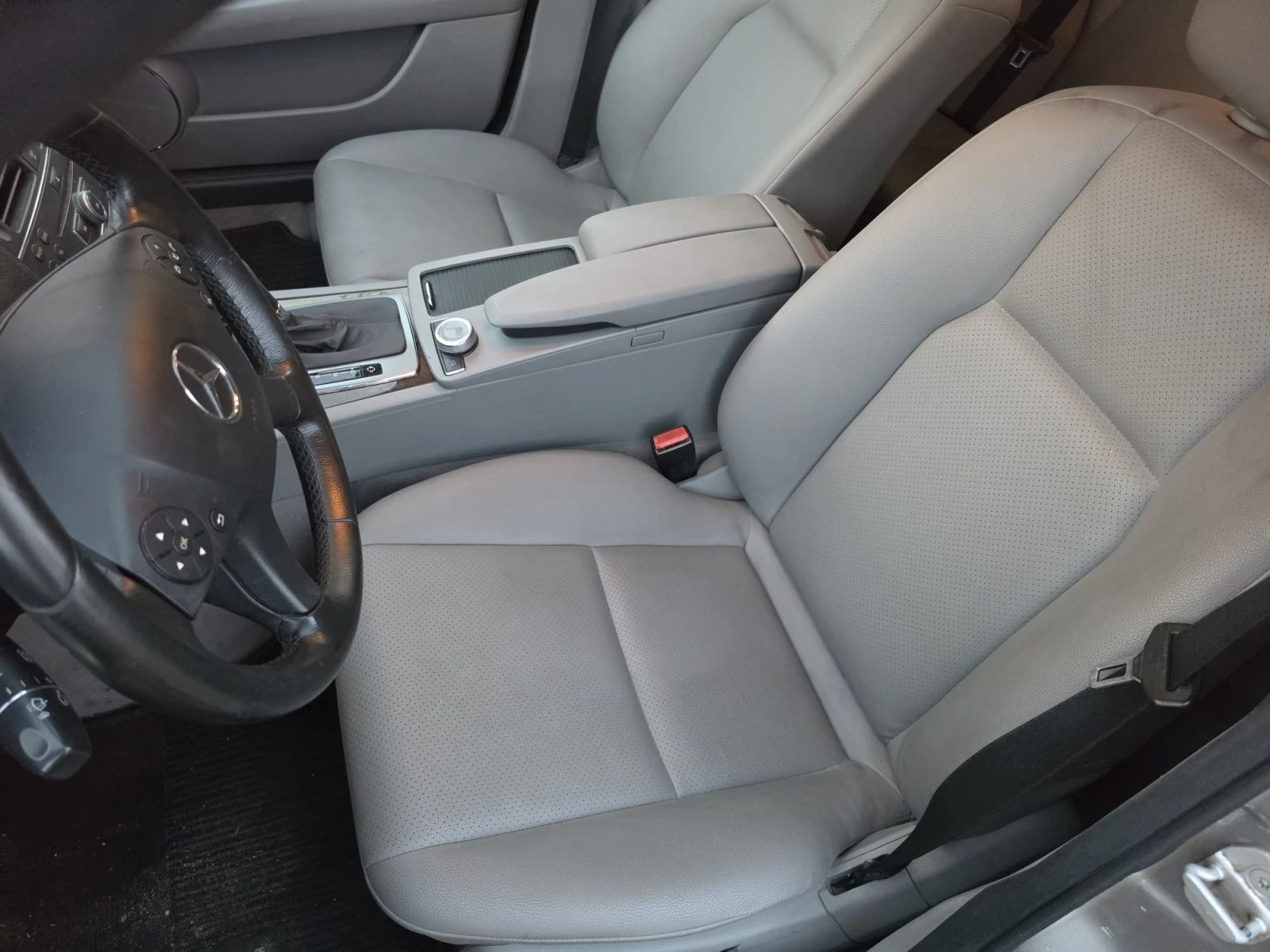 Mercedes-Benz C 220 CDI AUTO OM646, снимка 9 - Автомобили и джипове - 55933694