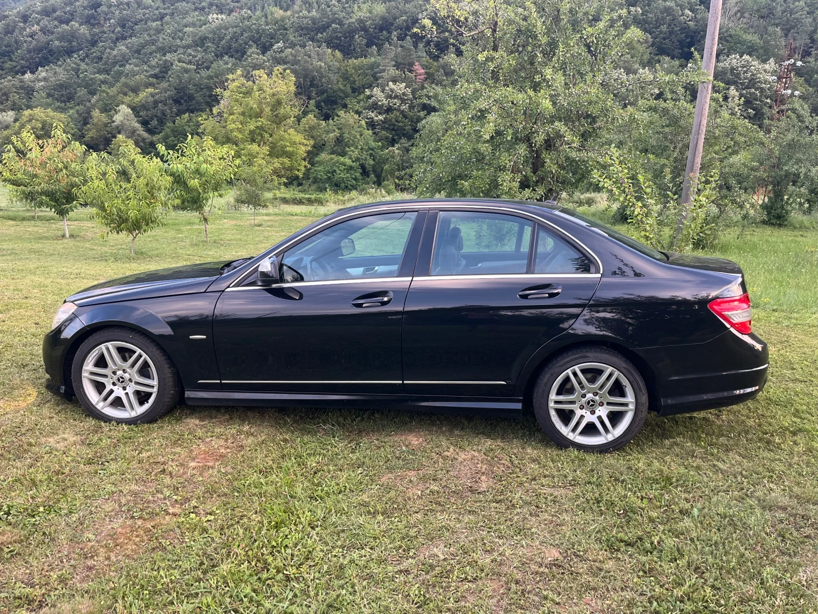Mercedes-Benz C 220 AMG OM646 AUTO, снимка 8 - Автомобили и джипове - 55436055