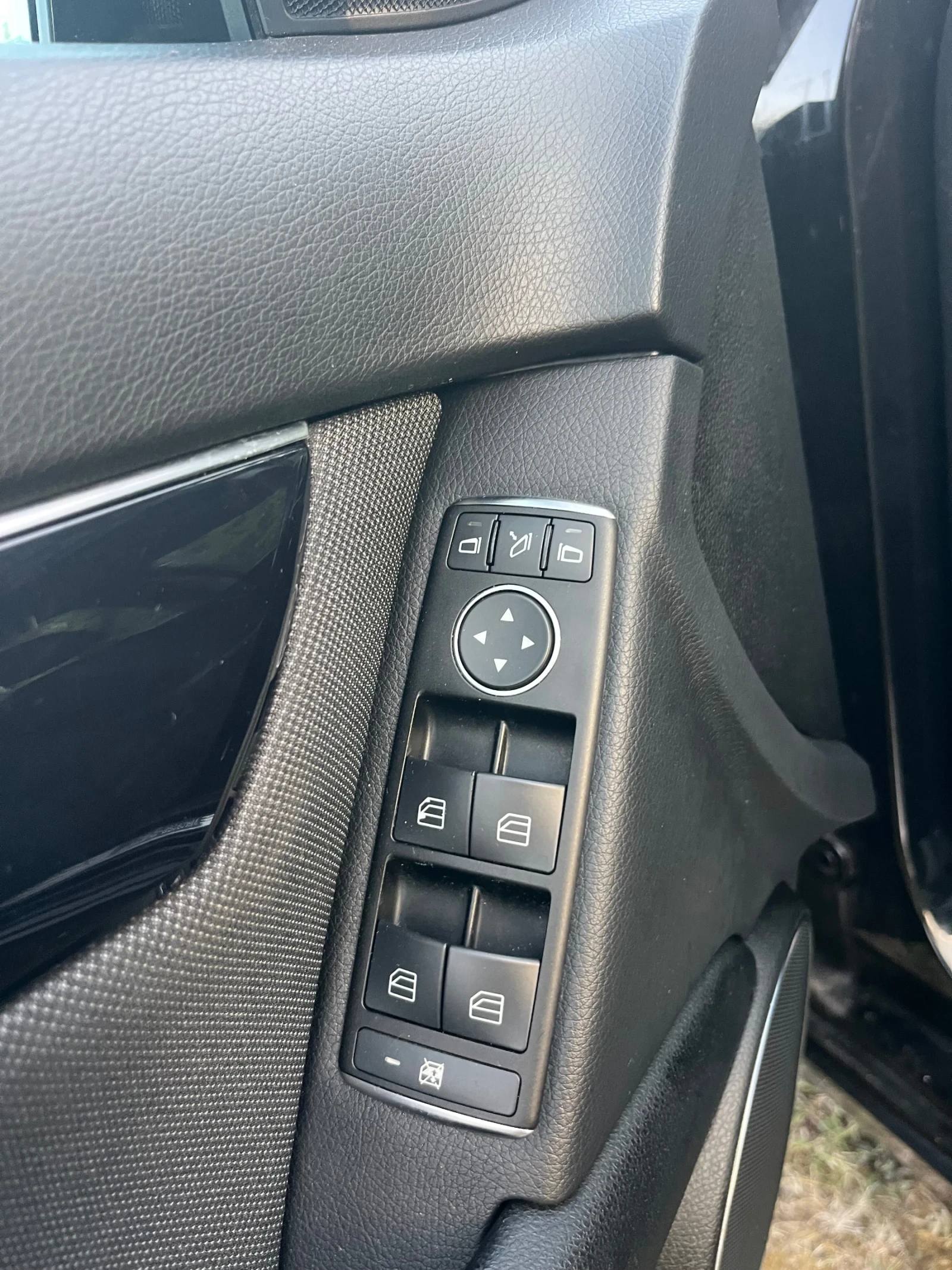 Mercedes-Benz C 200 CDI FACELIFT , снимка 13 - Автомобили и джипове - 55550487