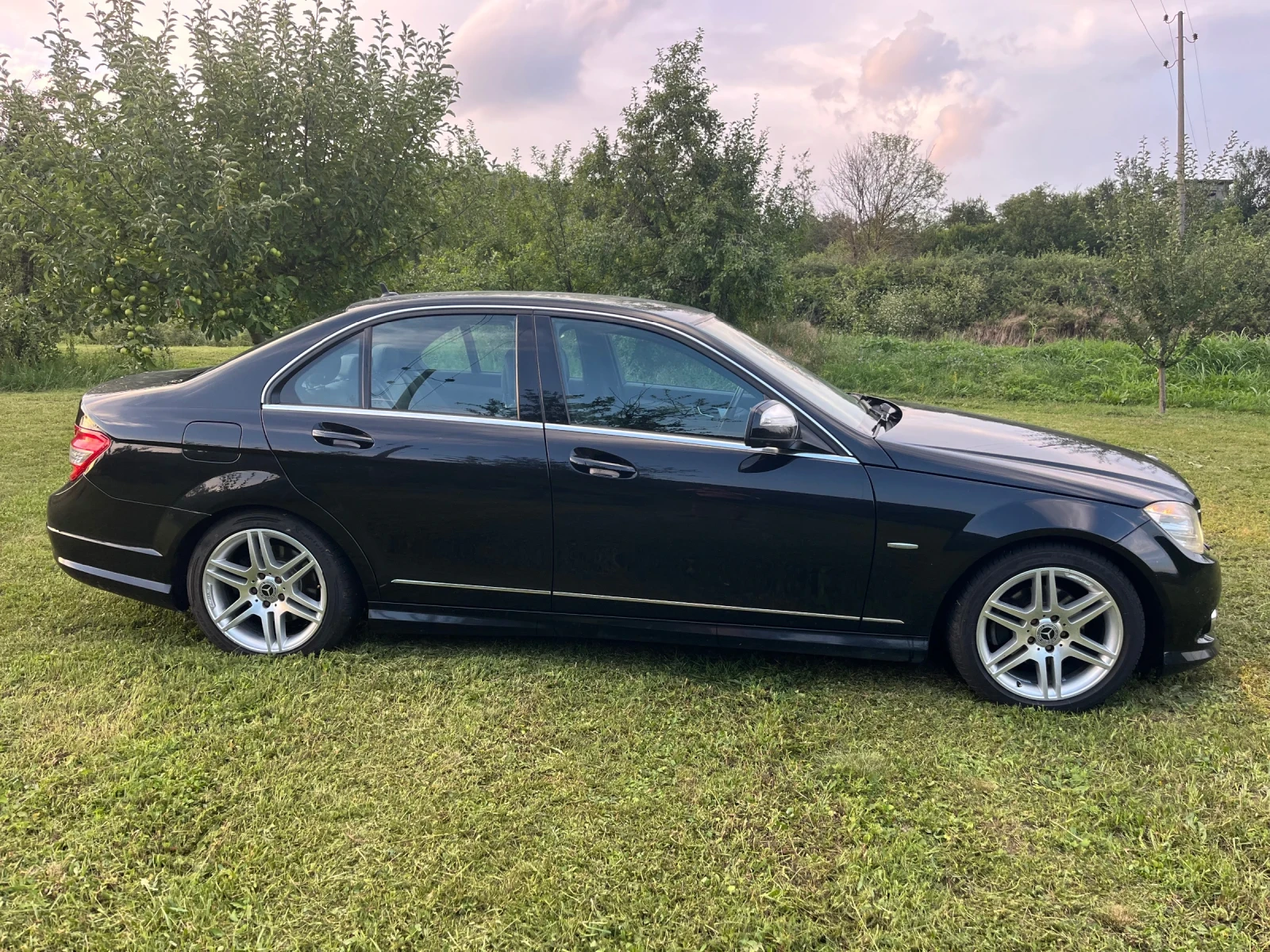 Mercedes-Benz C 220 AMG OM646 AUTO, снимка 4 - Автомобили и джипове - 55436055