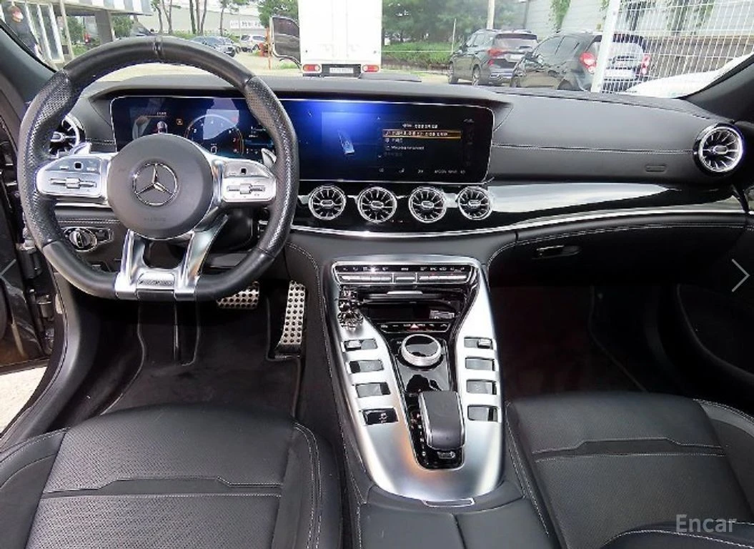 Mercedes-Benz GT 43 AMG 4MATIC* BURMESTER* ХЕДЪП* 360* DISTRONIC* , снимка 7 - Автомобили и джипове - 55465383