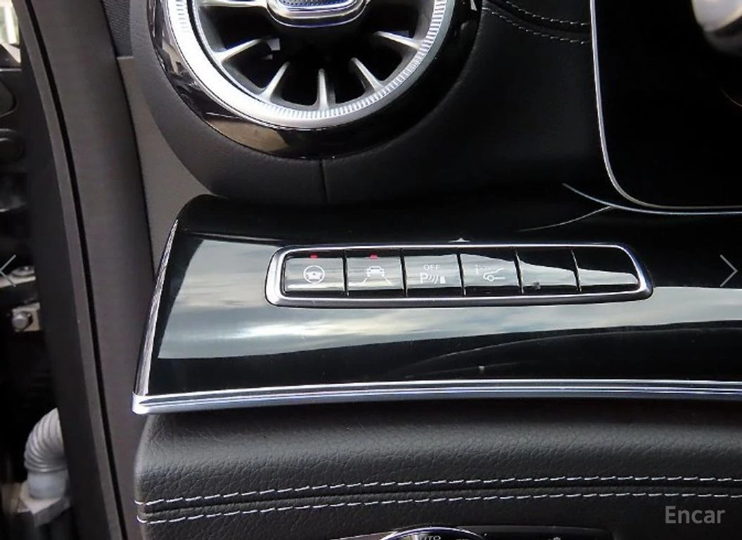 Mercedes-Benz GT 43 AMG 4MATIC* BURMESTER* ХЕДЪП* 360* DISTRONIC* , снимка 14 - Автомобили и джипове - 55465383