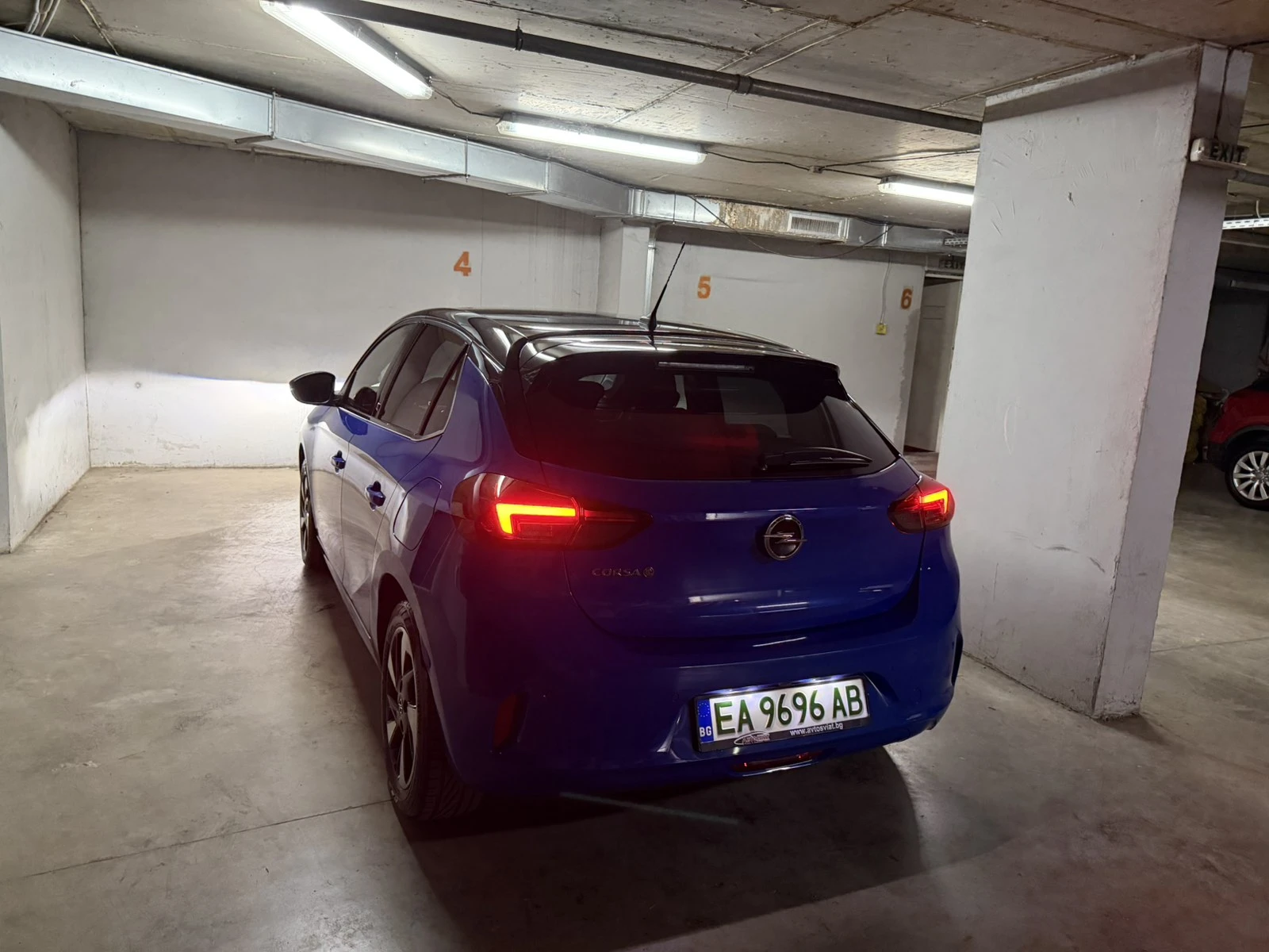 Opel Corsa е Лизинг, снимка 4 - Автомобили и джипове - 55605041