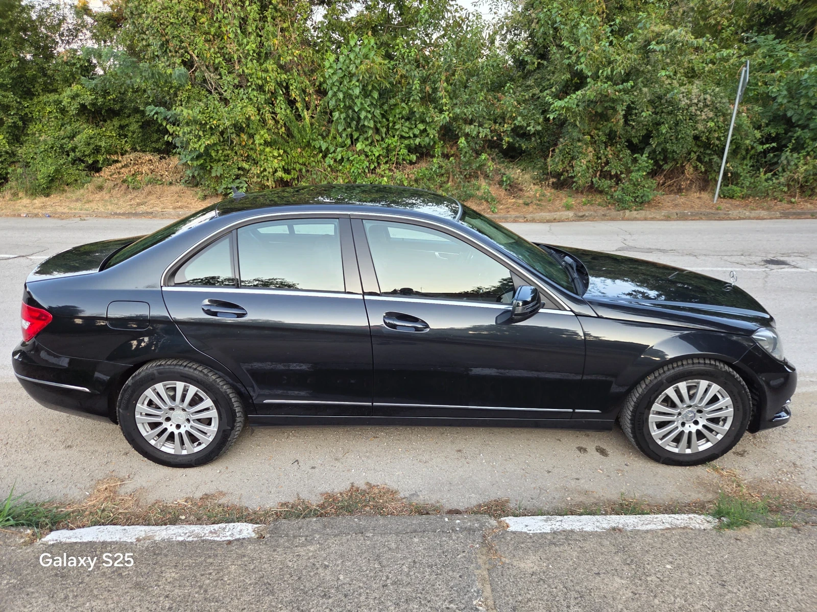 Mercedes-Benz C 220     Седан , снимка 3 - Автомобили и джипове - 55827136