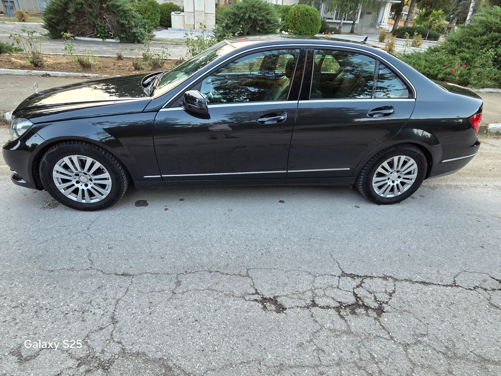 Mercedes-Benz C 220     Седан , снимка 15 - Автомобили и джипове - 55827136