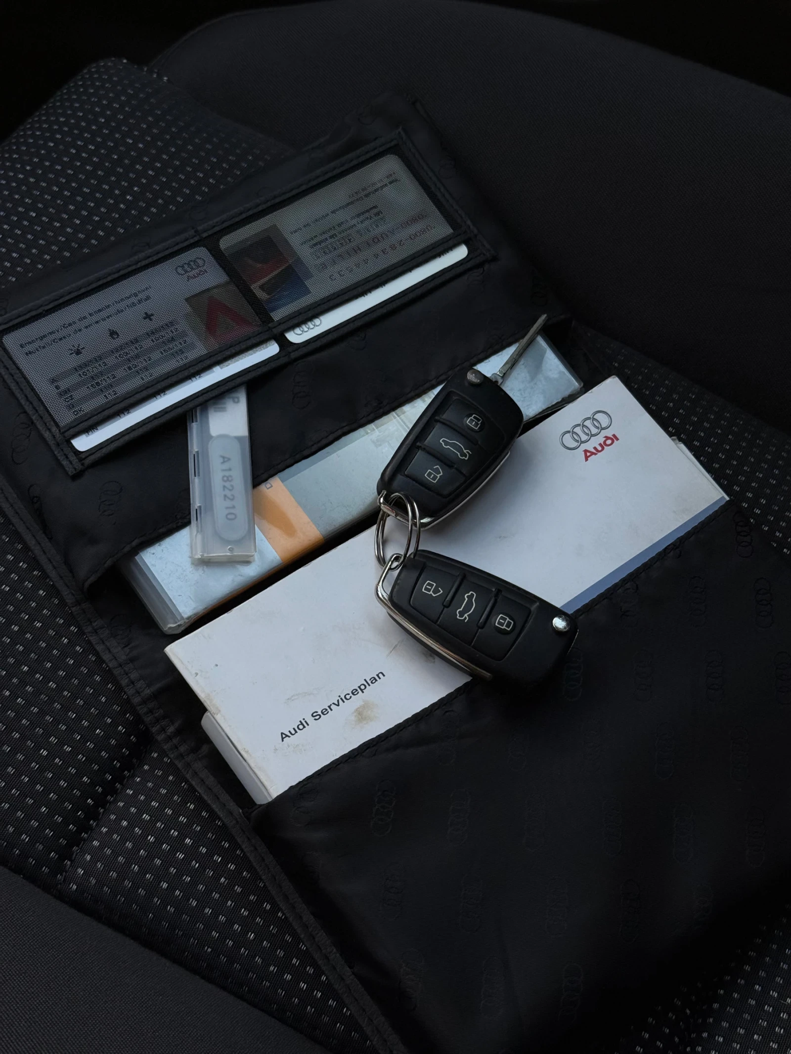 Audi A3 1.9 Sportback * NAVI* * Подгрев* * Темпомат* , снимка 12 - Автомобили и джипове - 55877821