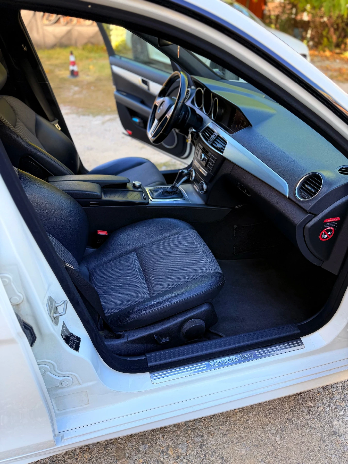 Mercedes-Benz C 250, снимка 10 - Автомобили и джипове - 56313677