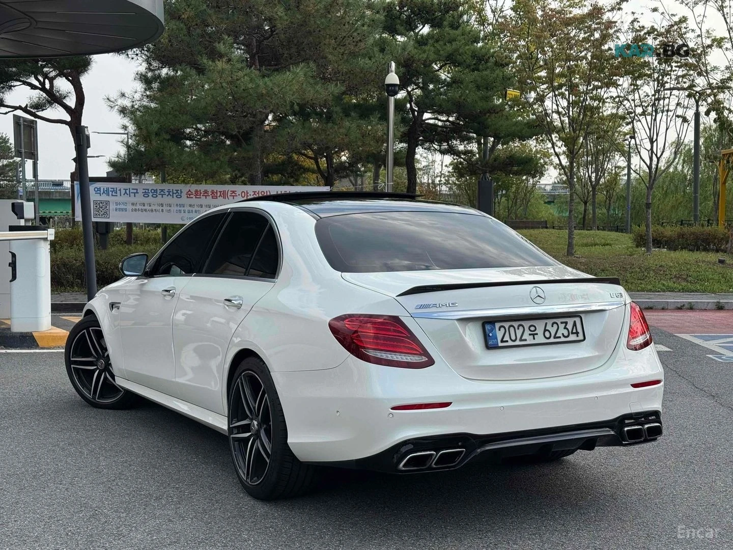 Mercedes-Benz E 63 AMG 4MATIC+ * HUD* 360* ������* �����* ����* ���� | Mobile.bg � ����������� 2