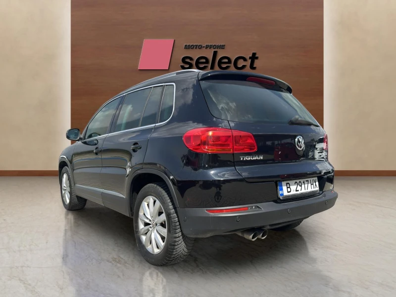 VW Tiguan 2.0 TDi, снимка 6 - Автомобили и джипове - 52076983