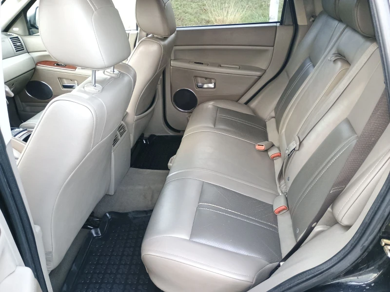 Jeep Grand cherokee, снимка 9 - Автомобили и джипове - 53011059