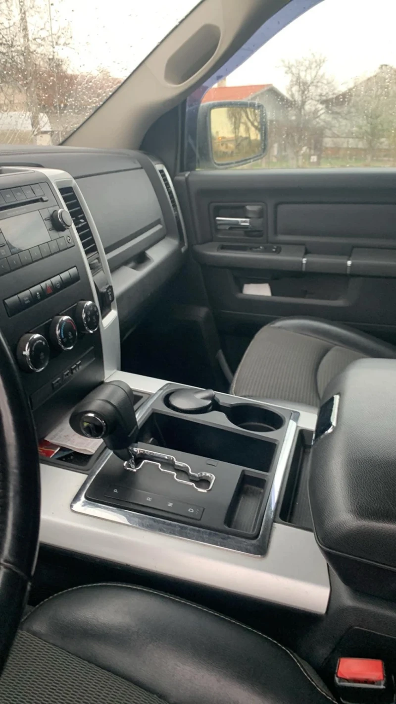 Dodge RAM 1500, снимка 7 - Автомобили и джипове - 53248844