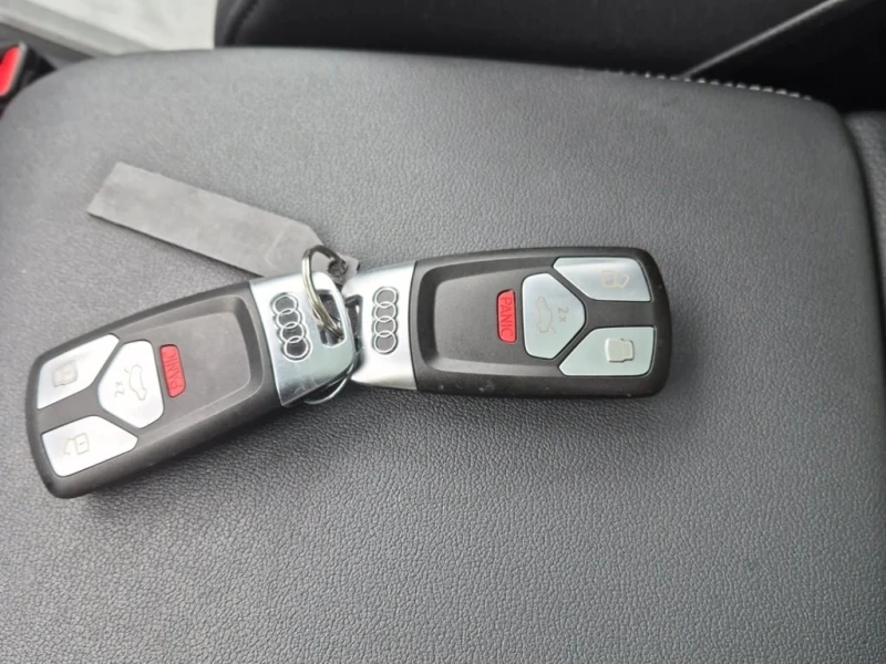 Audi Q5 / PROGRESSIV / AWD (quattro) / 2 КЛЮЧА / ПАНОРАМА/, снимка 12 - Автомобили и джипове - 53344596