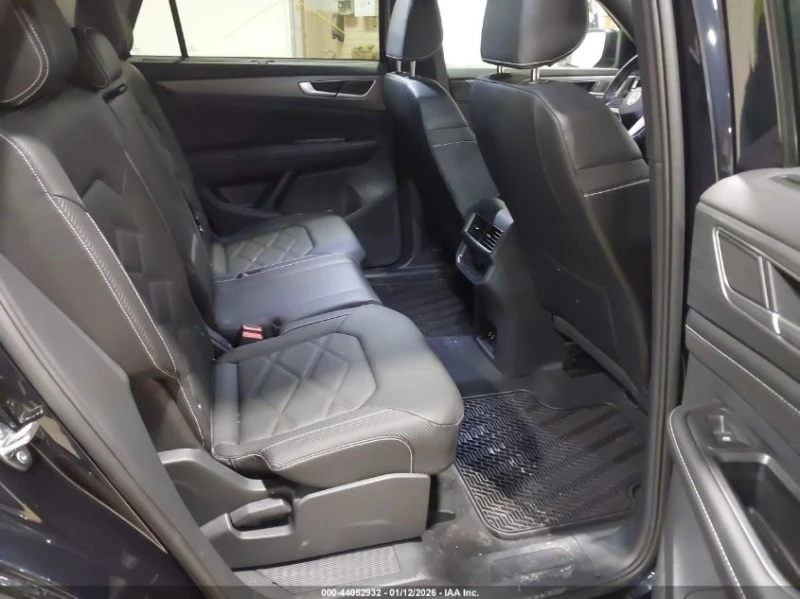 VW Atlas 2l Volkswagen Cross Sport 2.0T Se W/Technology, снимка 8 - Автомобили и джипове - 53573079