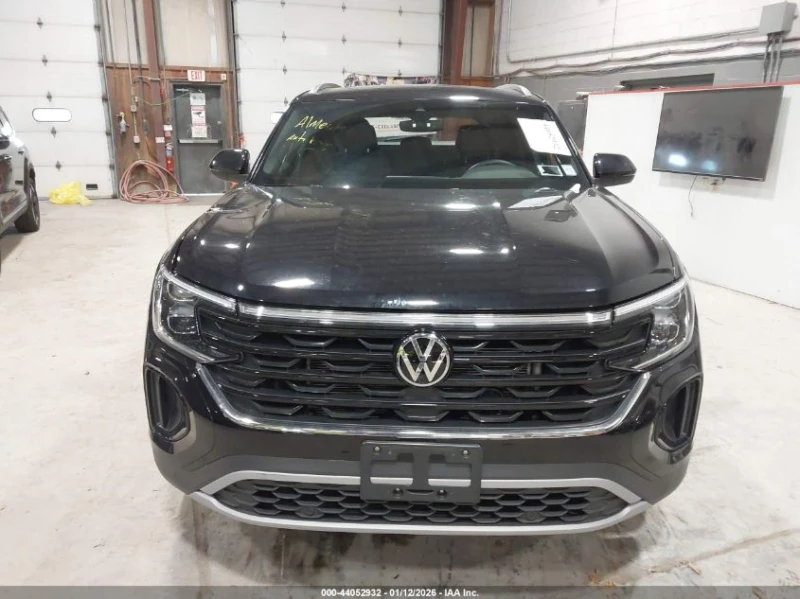 VW Atlas 2l Volkswagen Cross Sport 2.0T Se W/Technology, снимка 12 - Автомобили и джипове - 53573079