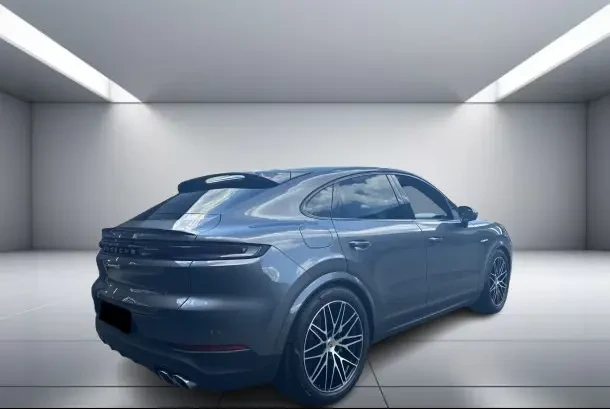 Porsche Cayenne S E-Hybrid Coupe = Sport Chrono = Гаранция, снимка 3 - Автомобили и джипове - 55086251