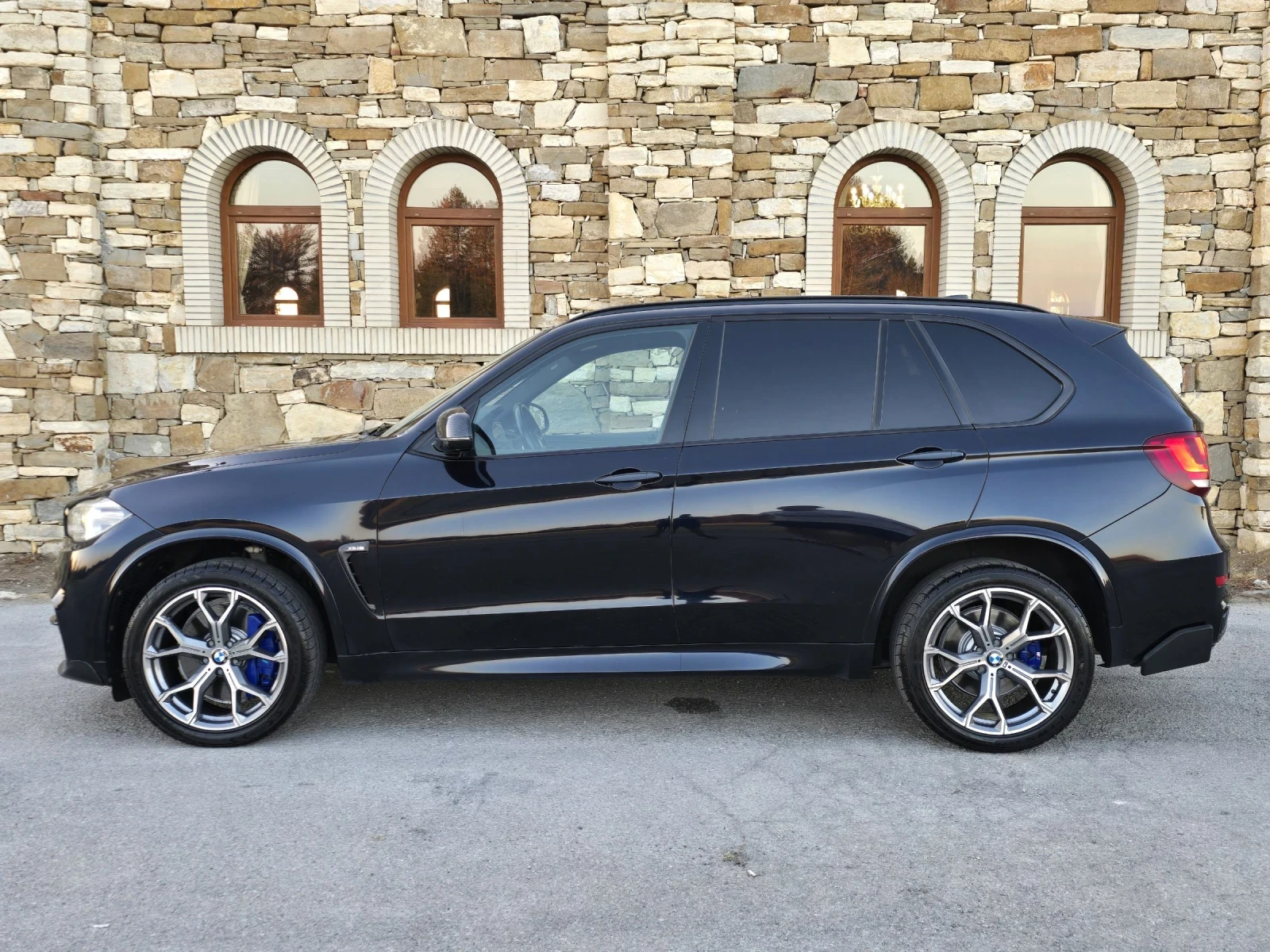 BMW X5 M50 D 381 К.С. ХЕД-ЪП / ДИГИТАЛ / ХАРМАН-КАРДОН - изображение 5