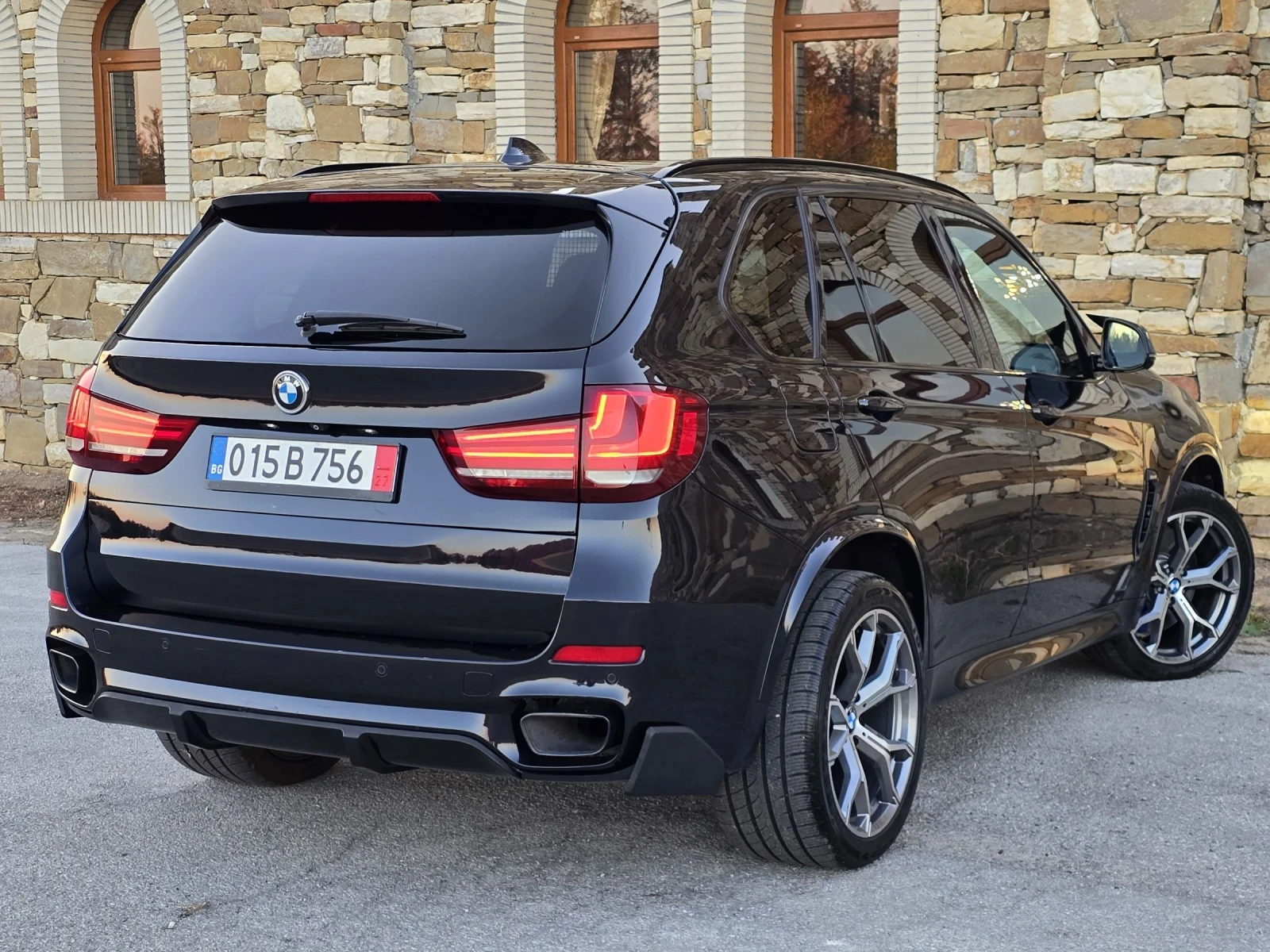 BMW X5 M50 D 381 К.С. ХЕД-ЪП / ДИГИТАЛ / ХАРМАН-КАРДОН - изображение 4