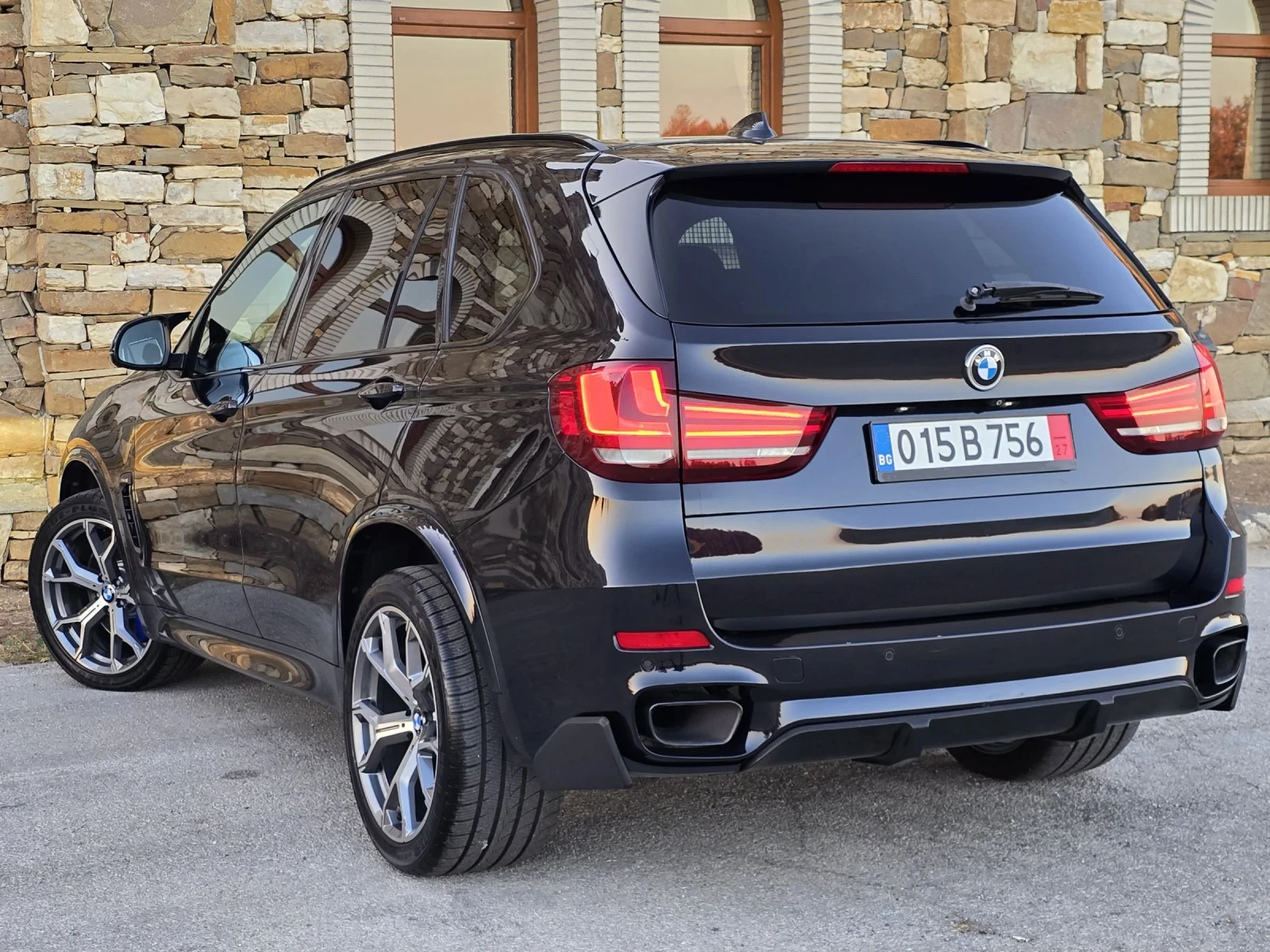 BMW X5 M50 D 381 К.С. ХЕД-ЪП / ДИГИТАЛ / ХАРМАН-КАРДОН - изображение 3