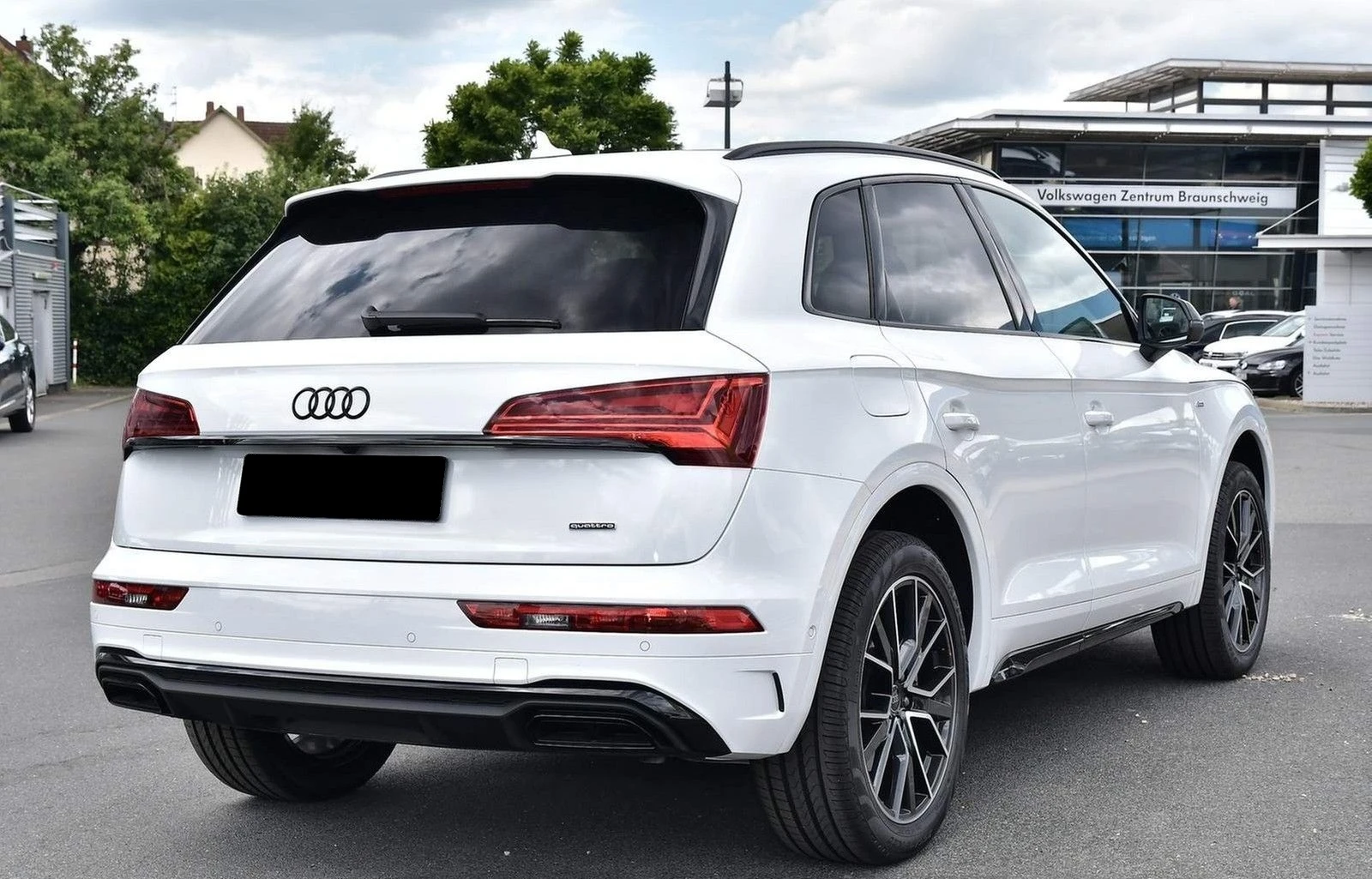 Audi Q5 55 TFSIe Quattro = S-line= Black Optic Гаранция - изображение 3