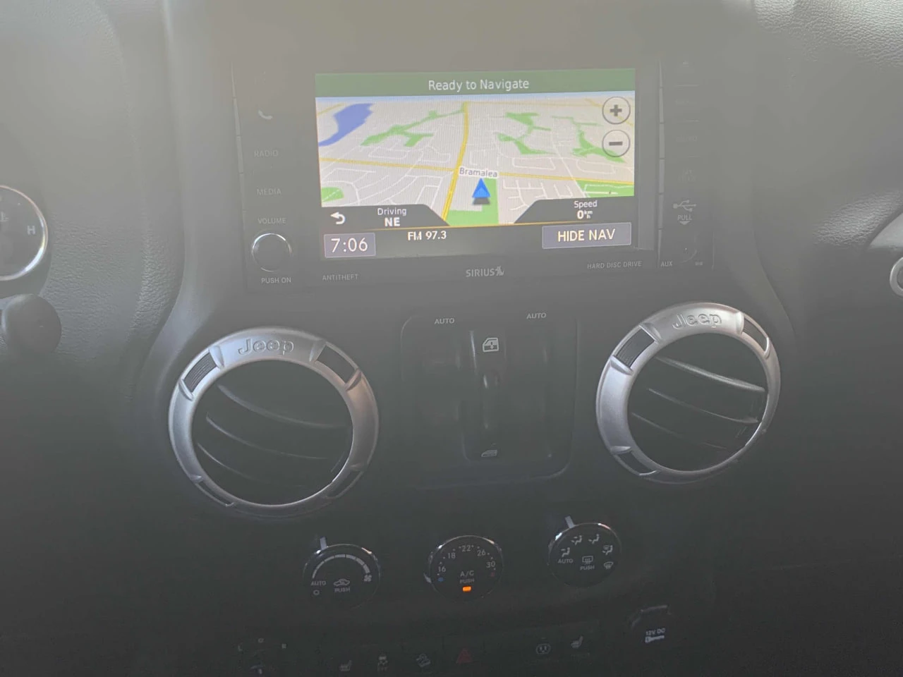 Jeep Wrangler CARFAX* АВТОФИНАНСИРАНЕ* БЕЗ ПЪРВОНАЧАЛНА ВНОСКА*  - изображение 9
