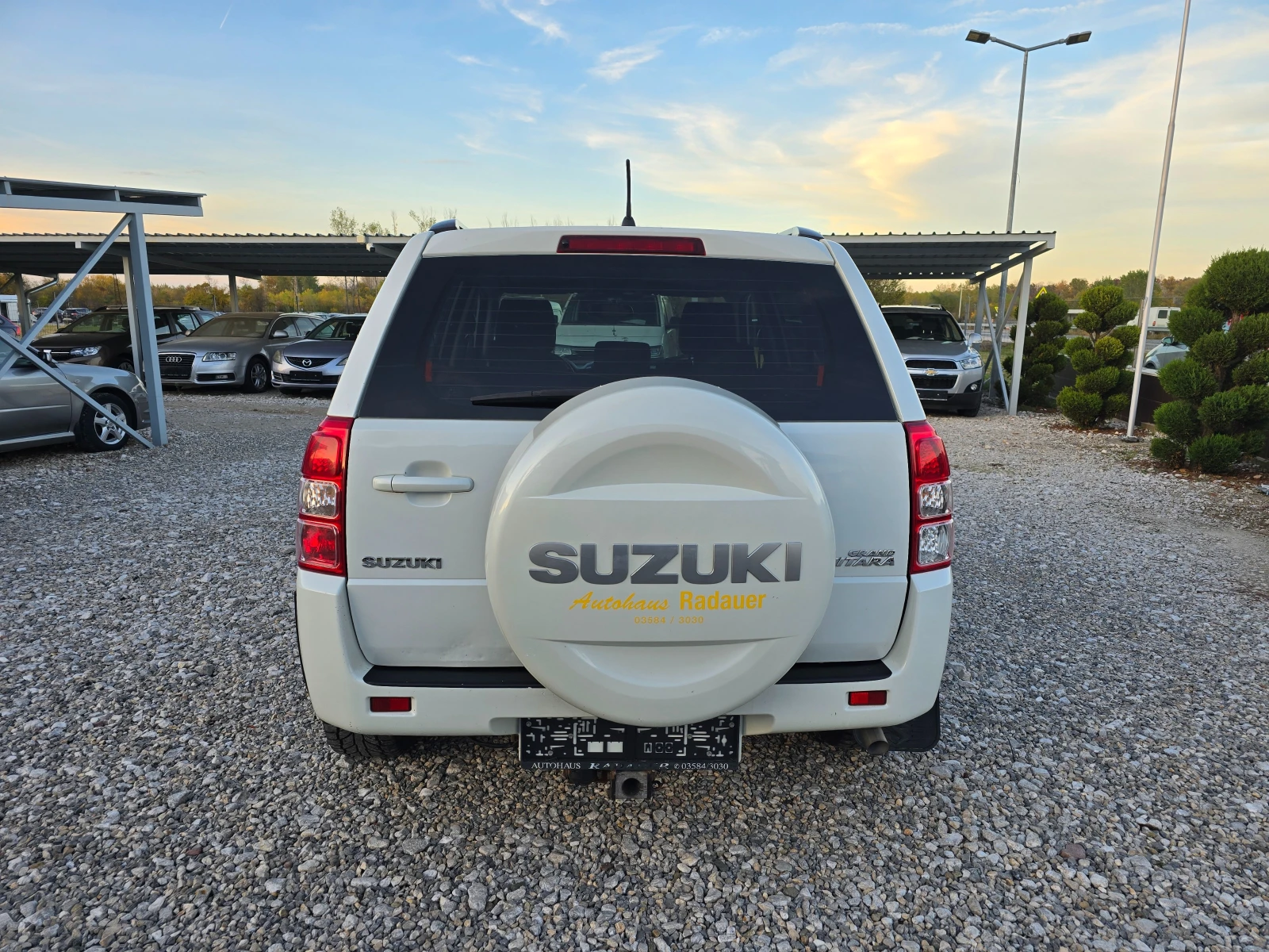 Suzuki Grand vitara 1, 9 DDIS КЛИМАТРОНИК !! РЕАЛНИ 115000 км - изображение 4