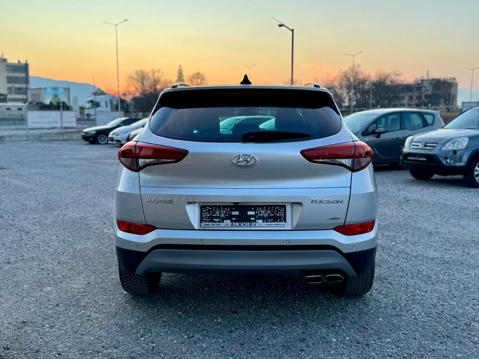 Hyundai Tucson 2.0CRDI 185 4WD VERTEX SWISS FULL!!! | Mobile.bg � ����������� 6