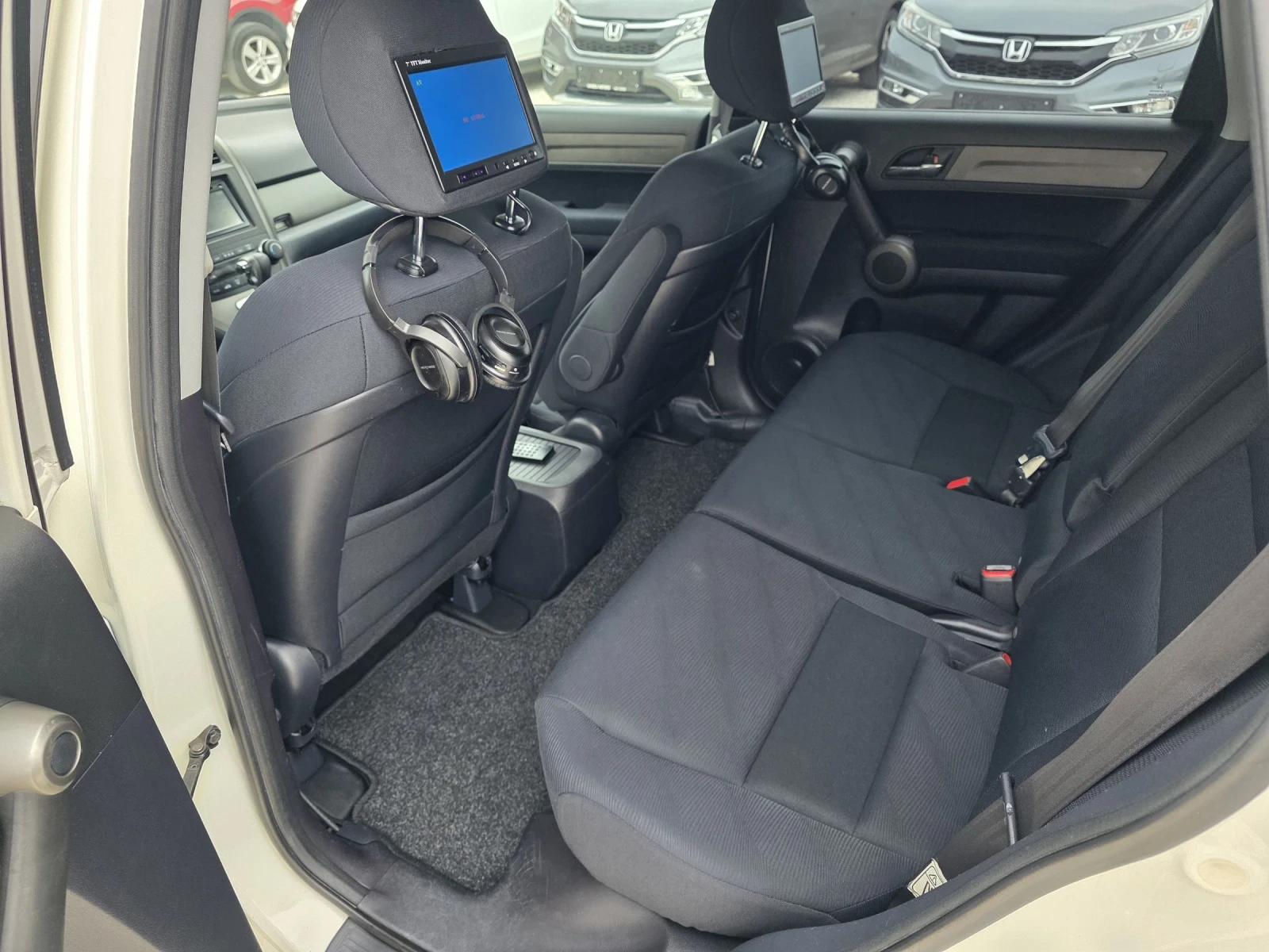 Honda Cr-v FULL SERVICE IN HONDA 3xTV Навигация Парктроник4х4, снимка 16 - Автомобили и джипове - 54031814
