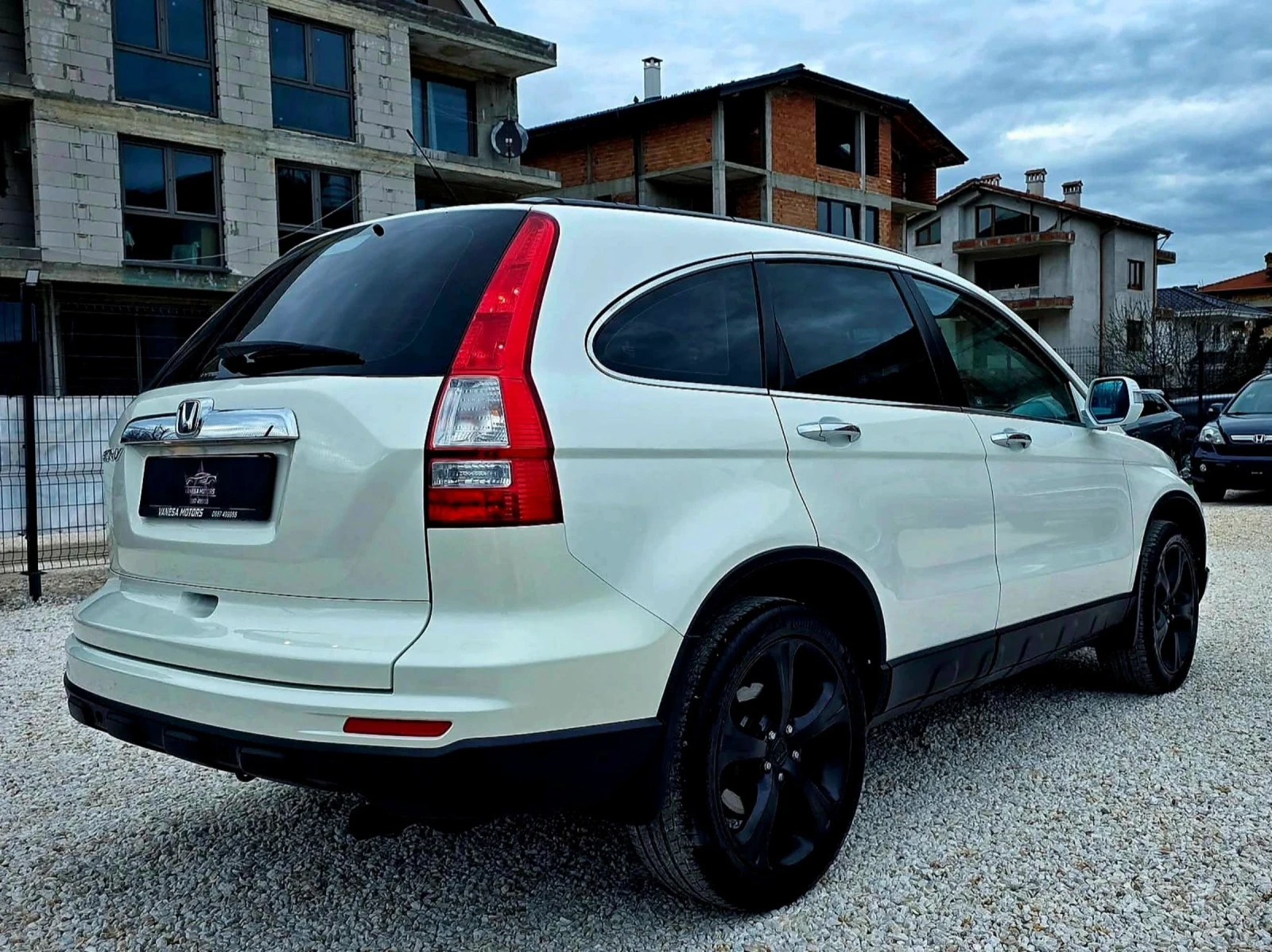 Honda Cr-v FULL SERVICE IN HONDA 3xTV Навигация Парктроник4х4, снимка 4 - Автомобили и джипове - 54031814