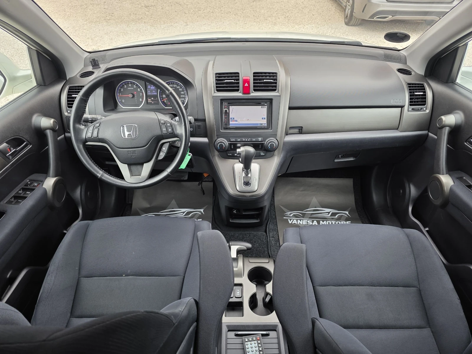 Honda Cr-v FULL SERVICE IN HONDA 3xTV Навигация Парктроник4х4, снимка 9 - Автомобили и джипове - 54031814