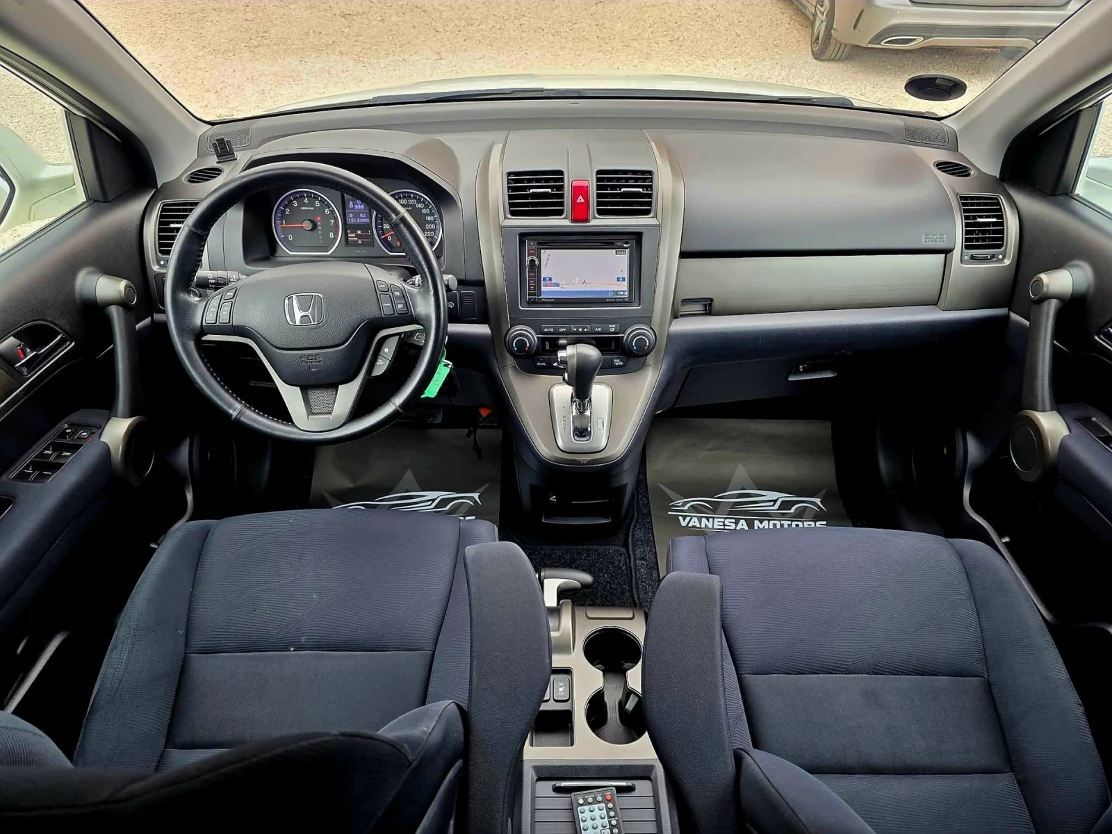 Honda Cr-v FULL SERVICE IN HONDA 3xTV Навигация Парктроник4х4, снимка 10 - Автомобили и джипове - 54031814