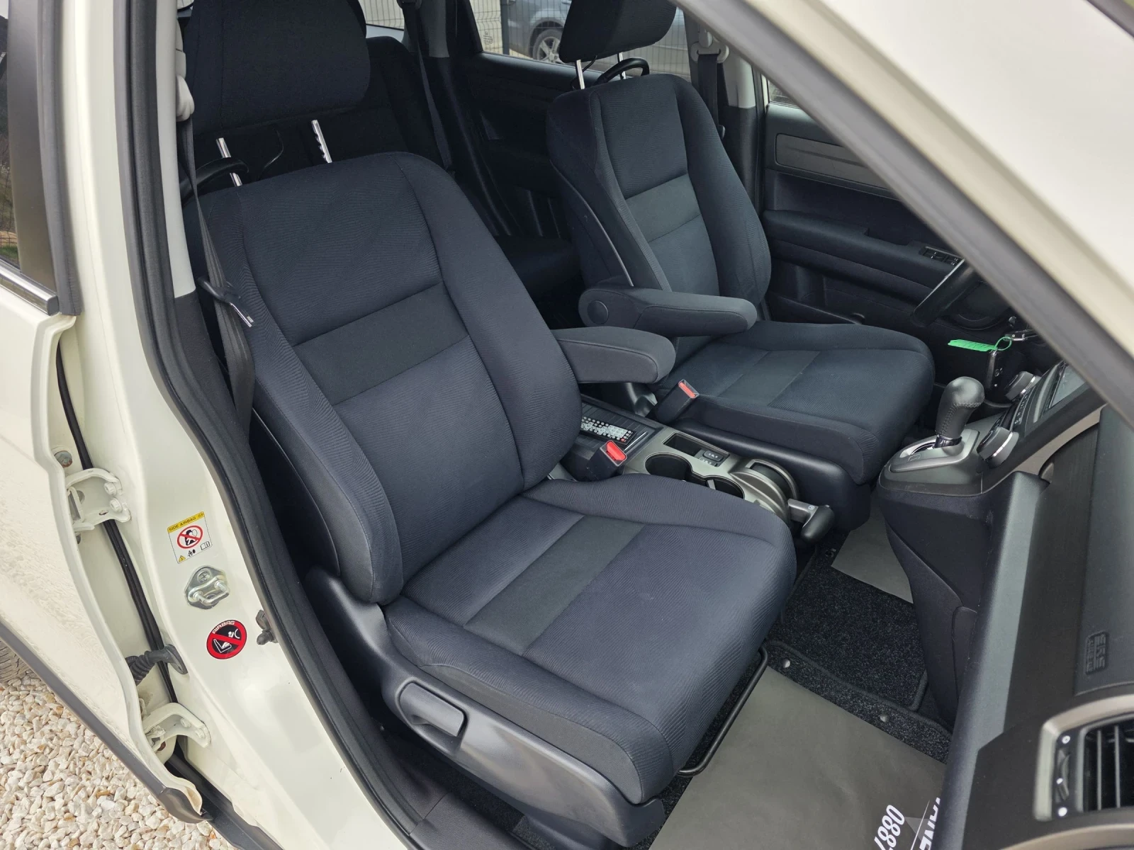 Honda Cr-v FULL SERVICE IN HONDA 3xTV Навигация Парктроник4х4, снимка 17 - Автомобили и джипове - 54031814