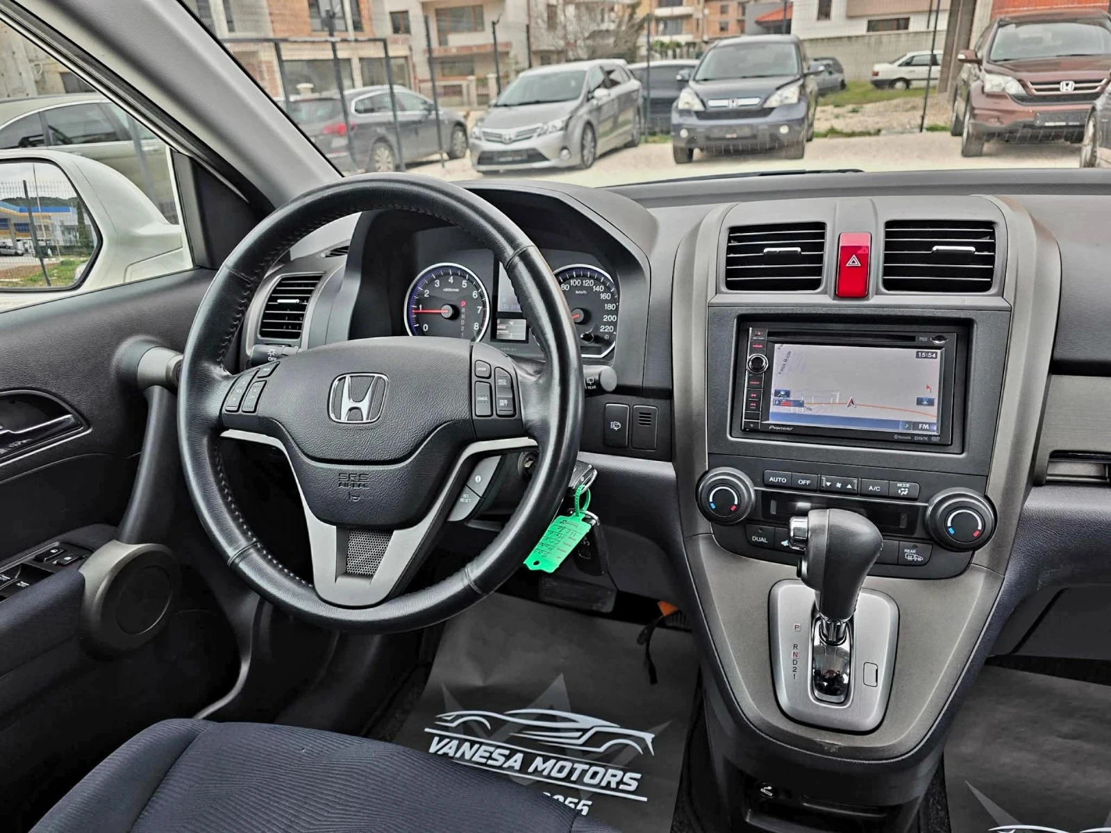 Honda Cr-v FULL SERVICE IN HONDA 3xTV Навигация Парктроник4х4, снимка 9 - Автомобили и джипове - 54031814