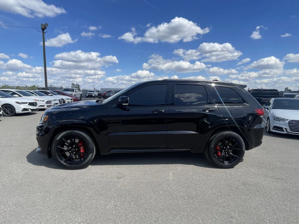 Jeep Grand cherokee SRT 4WD, снимка 3 - Автомобили и джипове - 54912584