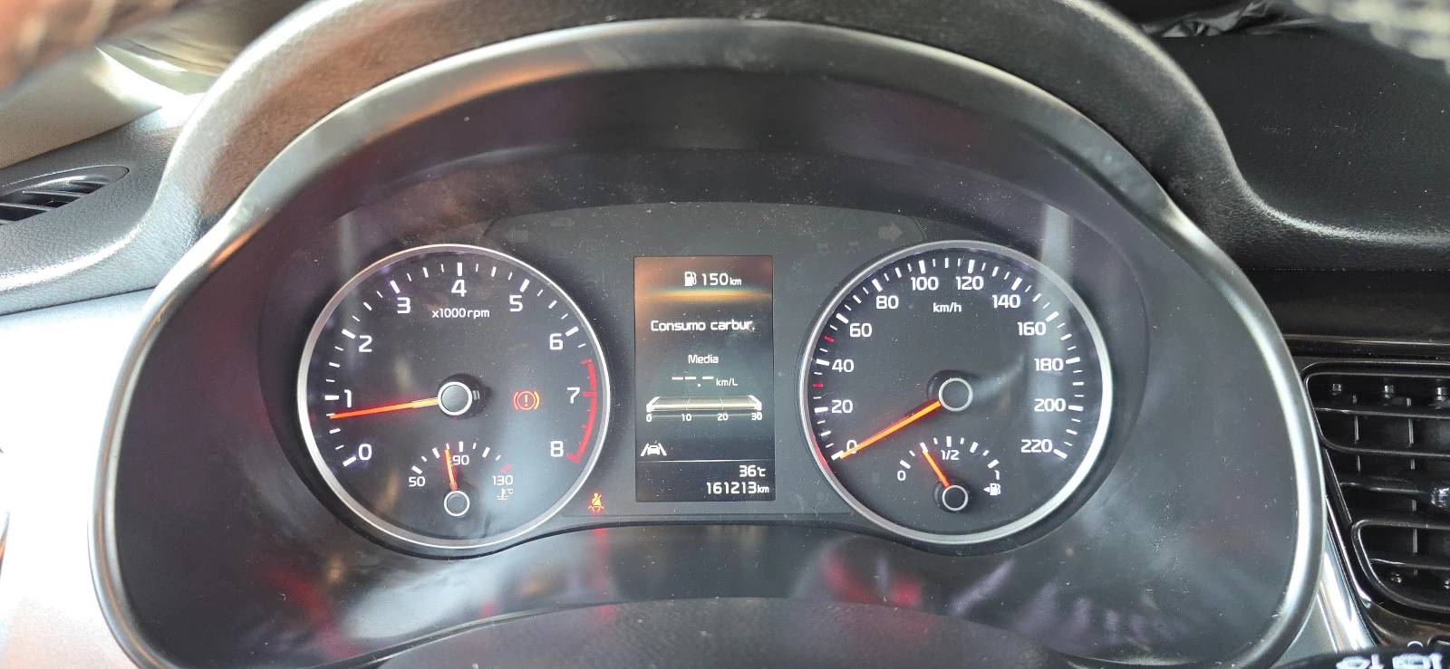 Kia Stonic 1.2 BENZIN GAZ/LDA/ CAMERA CAR PLAY 161000км 100% , снимка 11 - Автомобили и джипове - 55504815