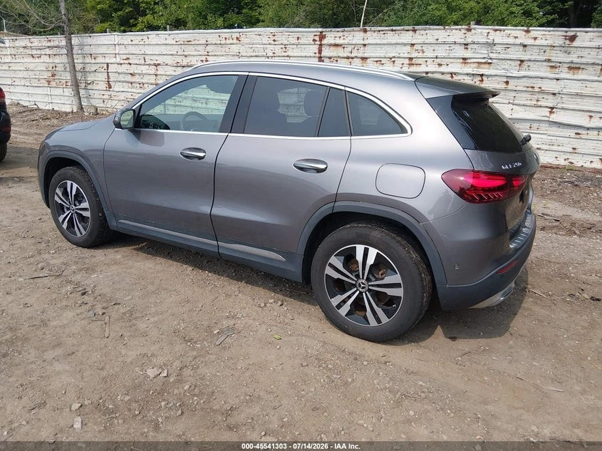 Mercedes-Benz GLA 250 4MATIC* 2.0L TURBO* ВИДЕО НА МОТОР , снимка 3 - Автомобили и джипове - 55679087