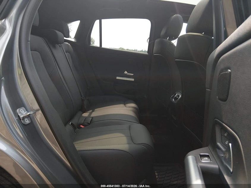 Mercedes-Benz GLA 250 4MATIC* 2.0L TURBO* ВИДЕО НА МОТОР , снимка 8 - Автомобили и джипове - 55679087