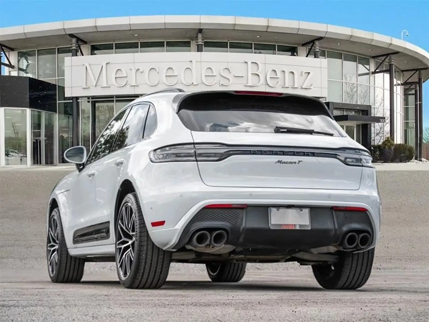 Porsche Macan T PREMIUM PLUS FULL ЦЕНА ДО БГ АВТОКРЕДИТ, снимка 5 - Автомобили и джипове - 55859635