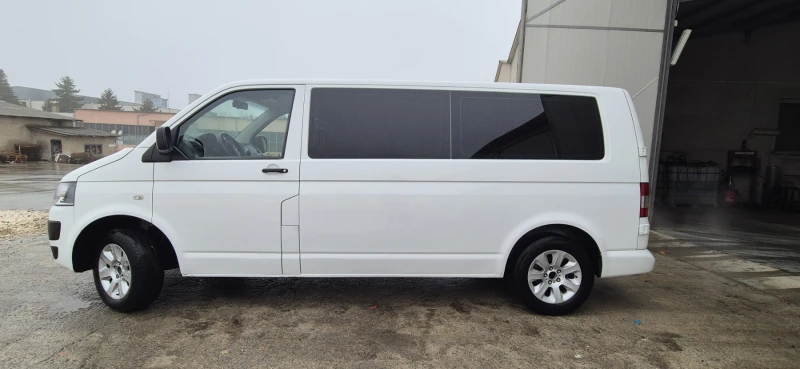 VW T5, снимка 5 - Бусове и автобуси - 48637295